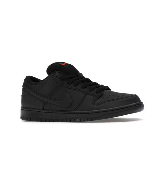 SB Dunk Low Pro “Triple Black”