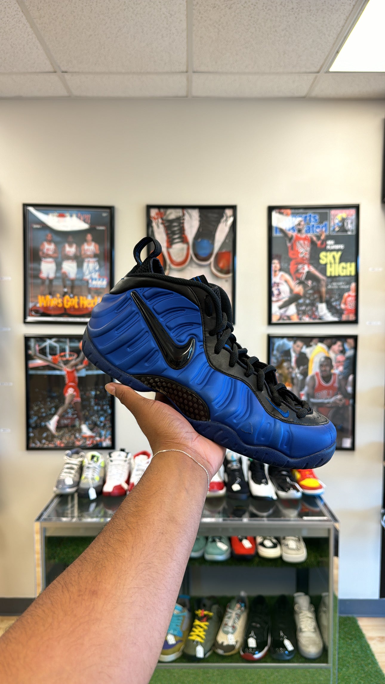 Air Foamposite Pro “Hyper Cobalt” (Sz 11)