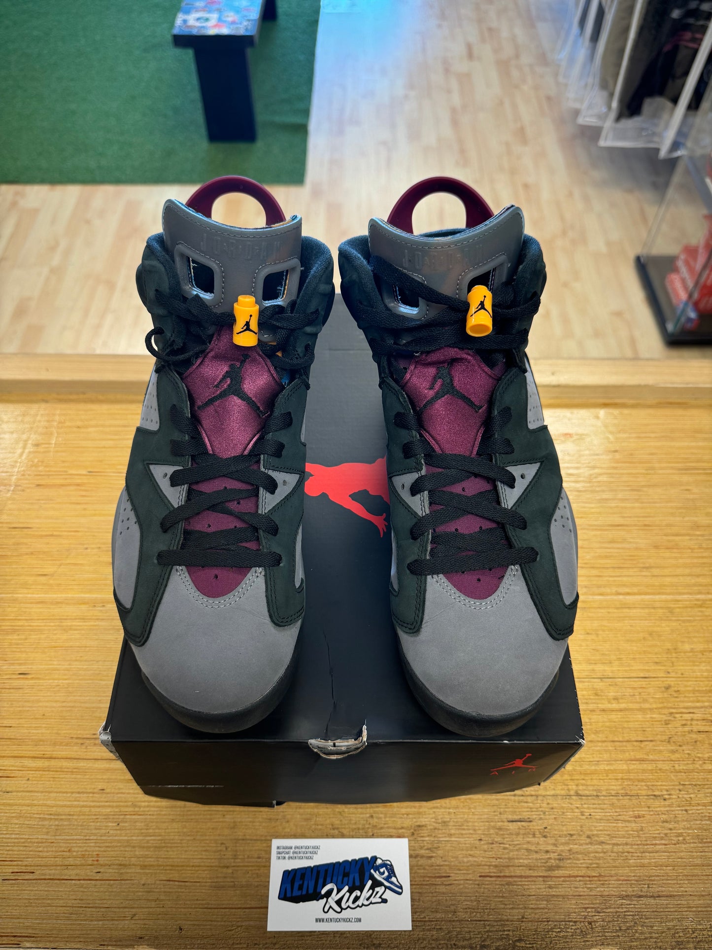 Jordan 6 Retro “Bordeaux” (Sz 10.5) (USED)