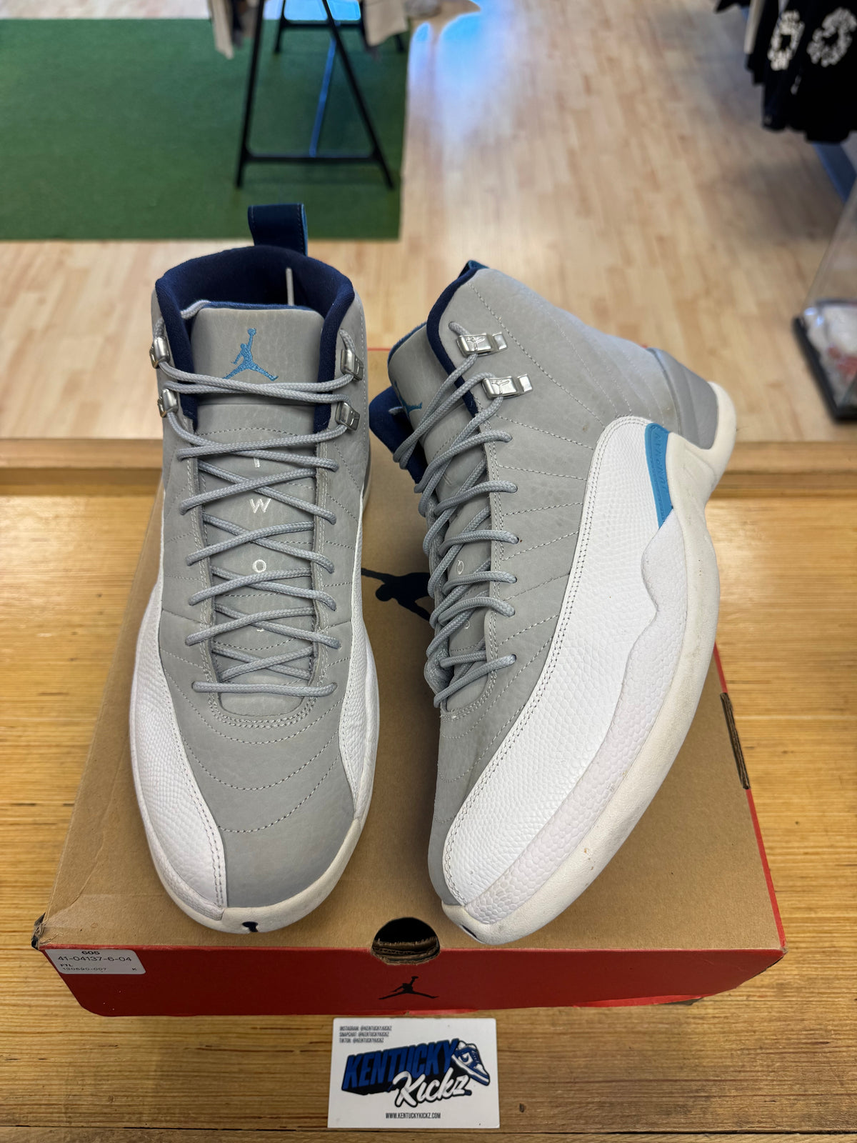 Jordan 12 Retro “Grey University Blue” (Sz 12)