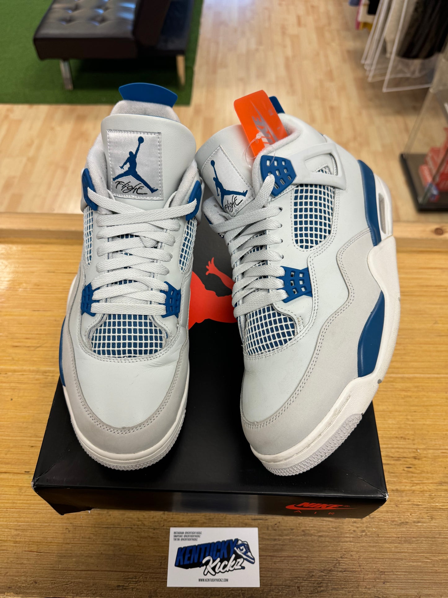 Jordan 4 Retro “Military Blue” (Sz 12)