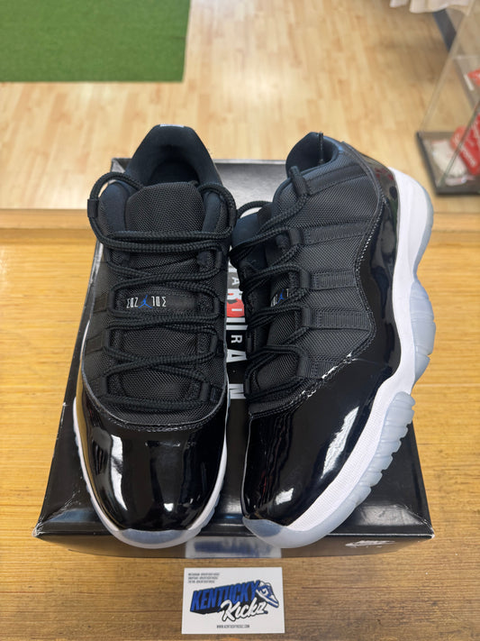 Jordan 11 Low “Space Jam” (Sz 12)