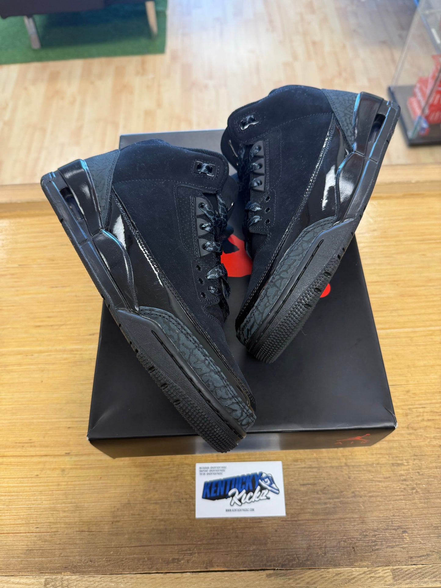 Jordan 3 Retro “Black Cat” 2025 (Sz 9)