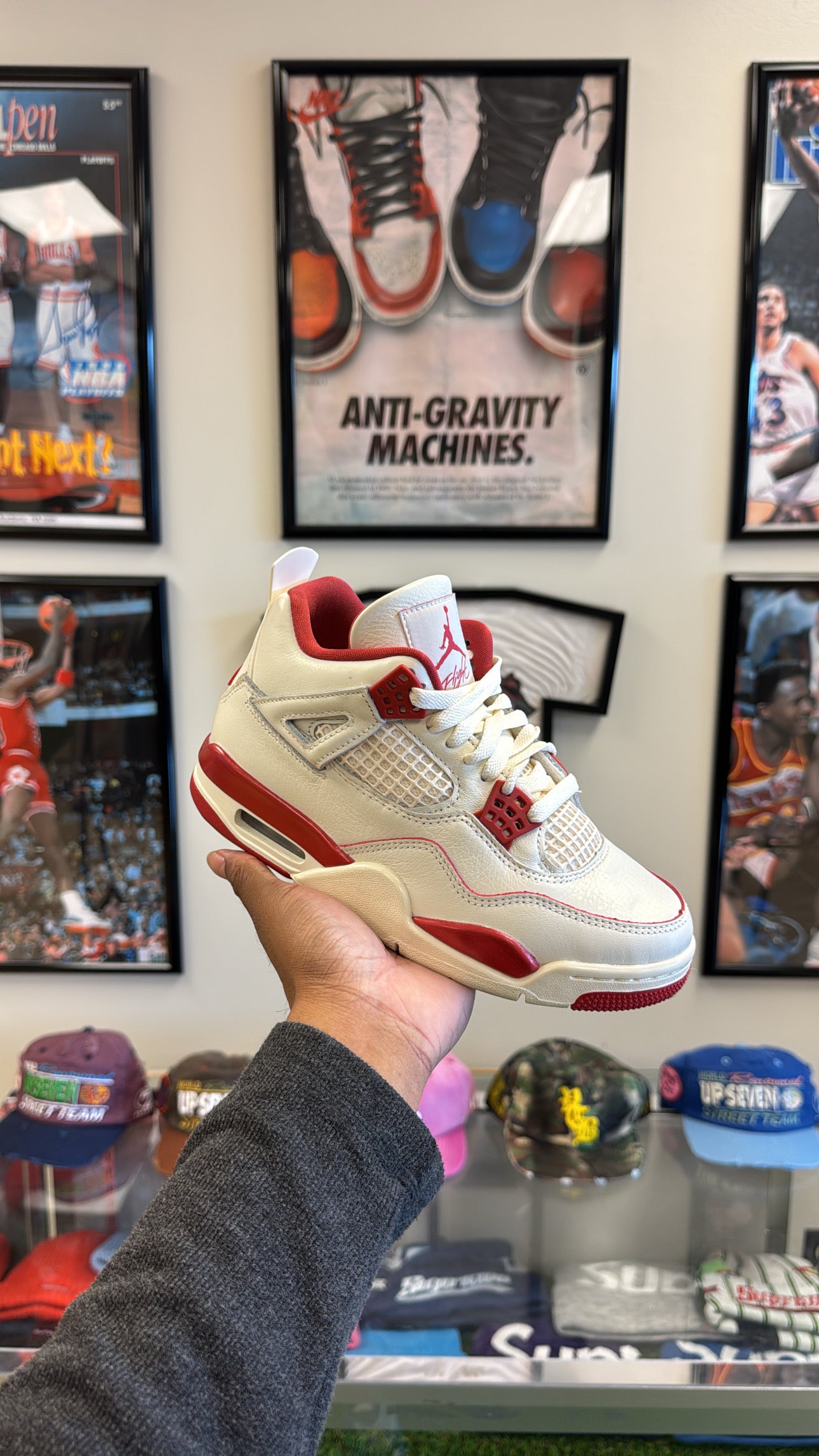 Jordan 4 Retro “Valentine’s Day Sierra Red” (Sz 6W / 4.5Y)