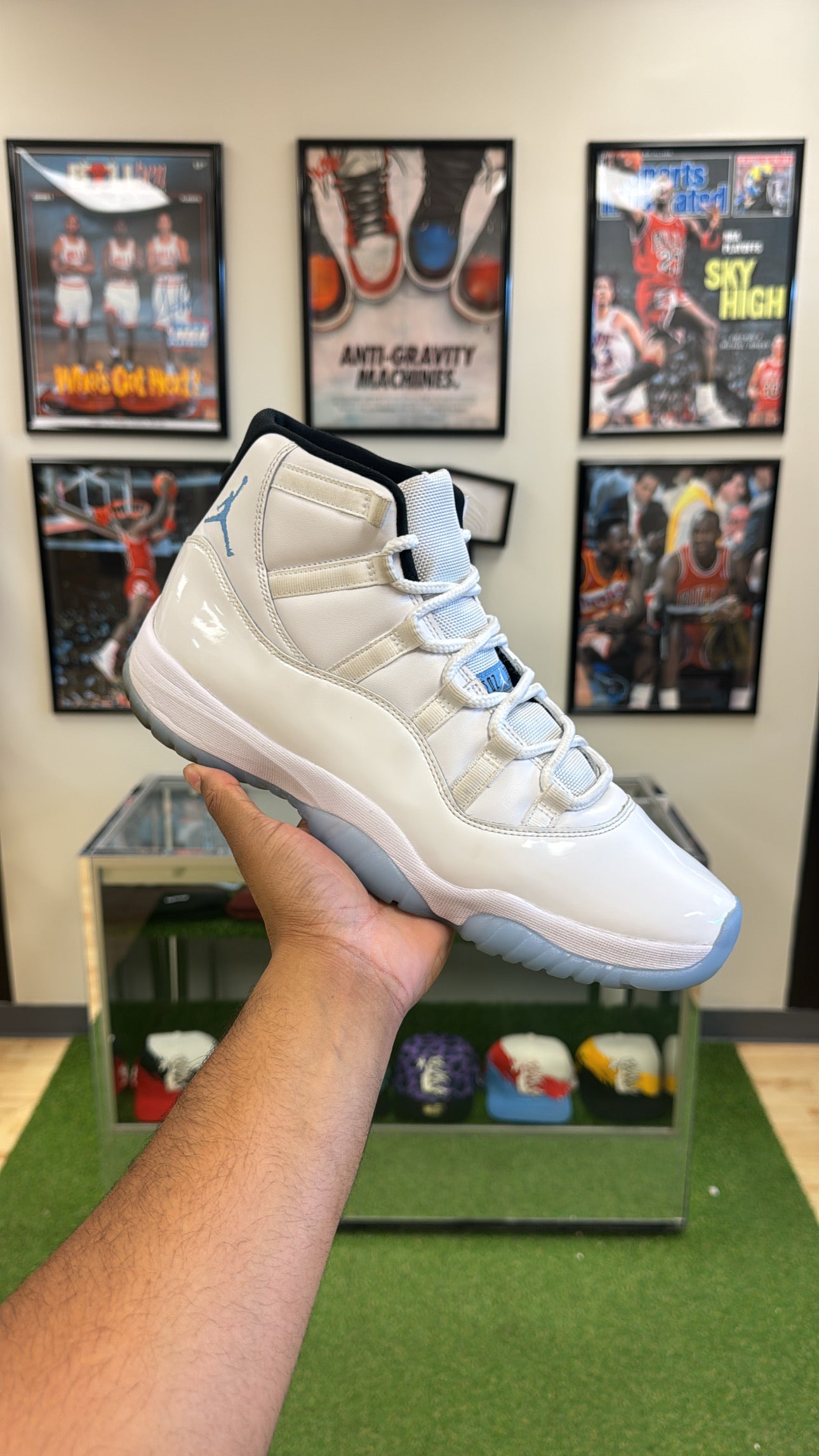 Jordan 11 Retro “Legend Blue” (Sz 12)