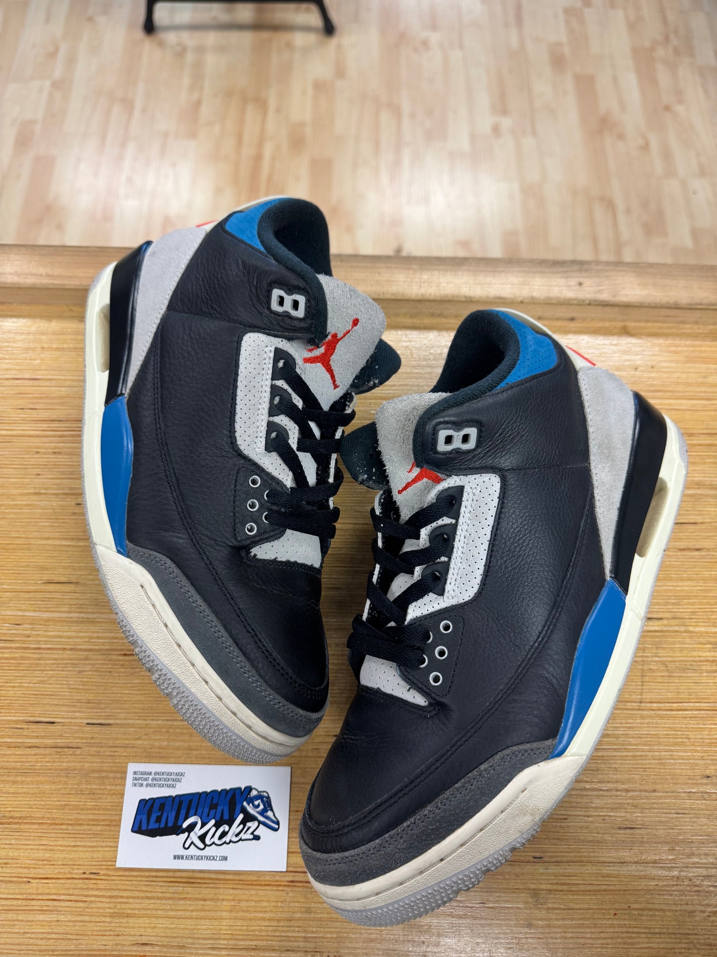 Jordan 3 Retro “Rare Air” (Sz 10.5)