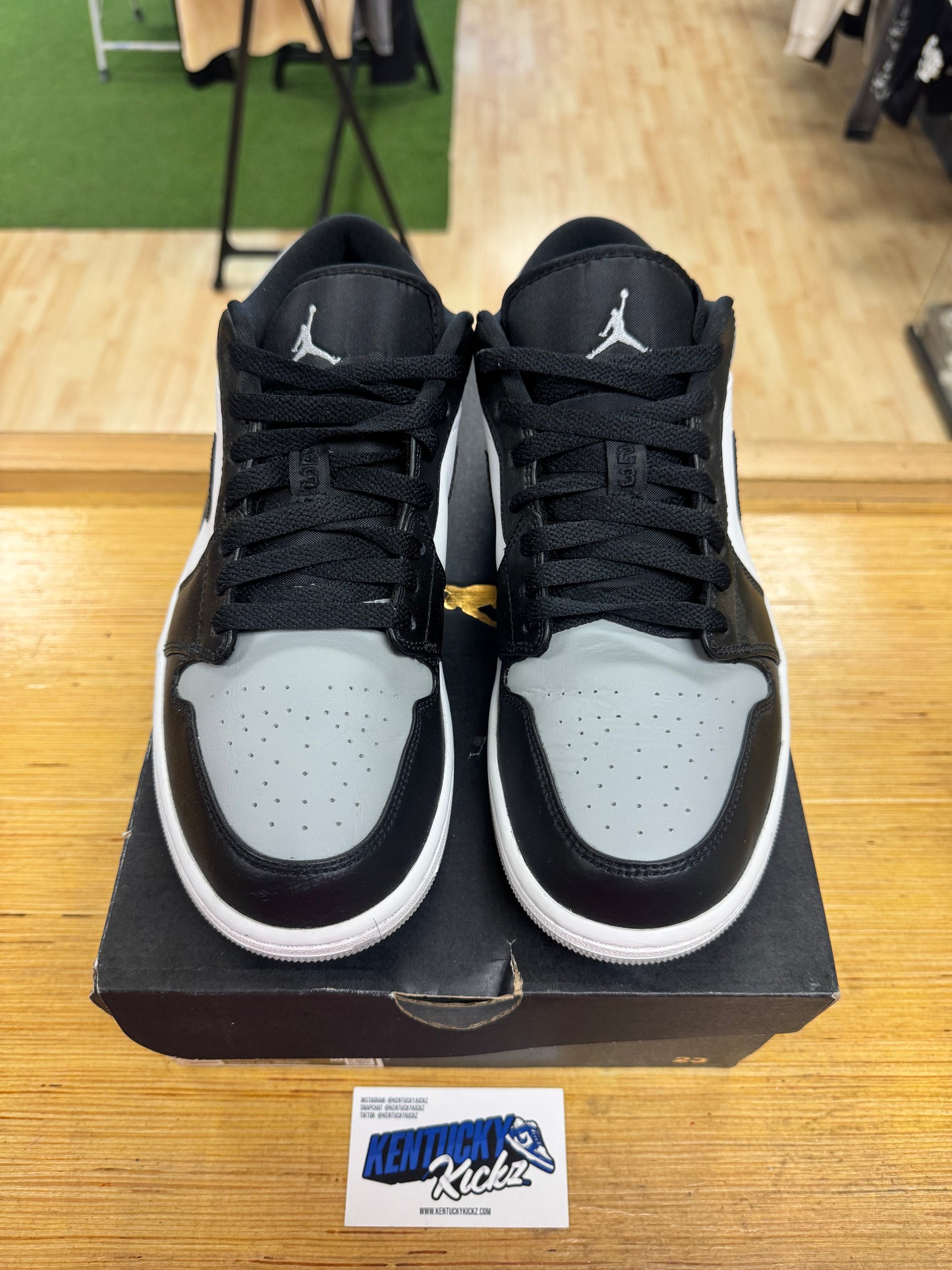 Jordan 1 Low “Shadow Toe” (Sz 10.5)