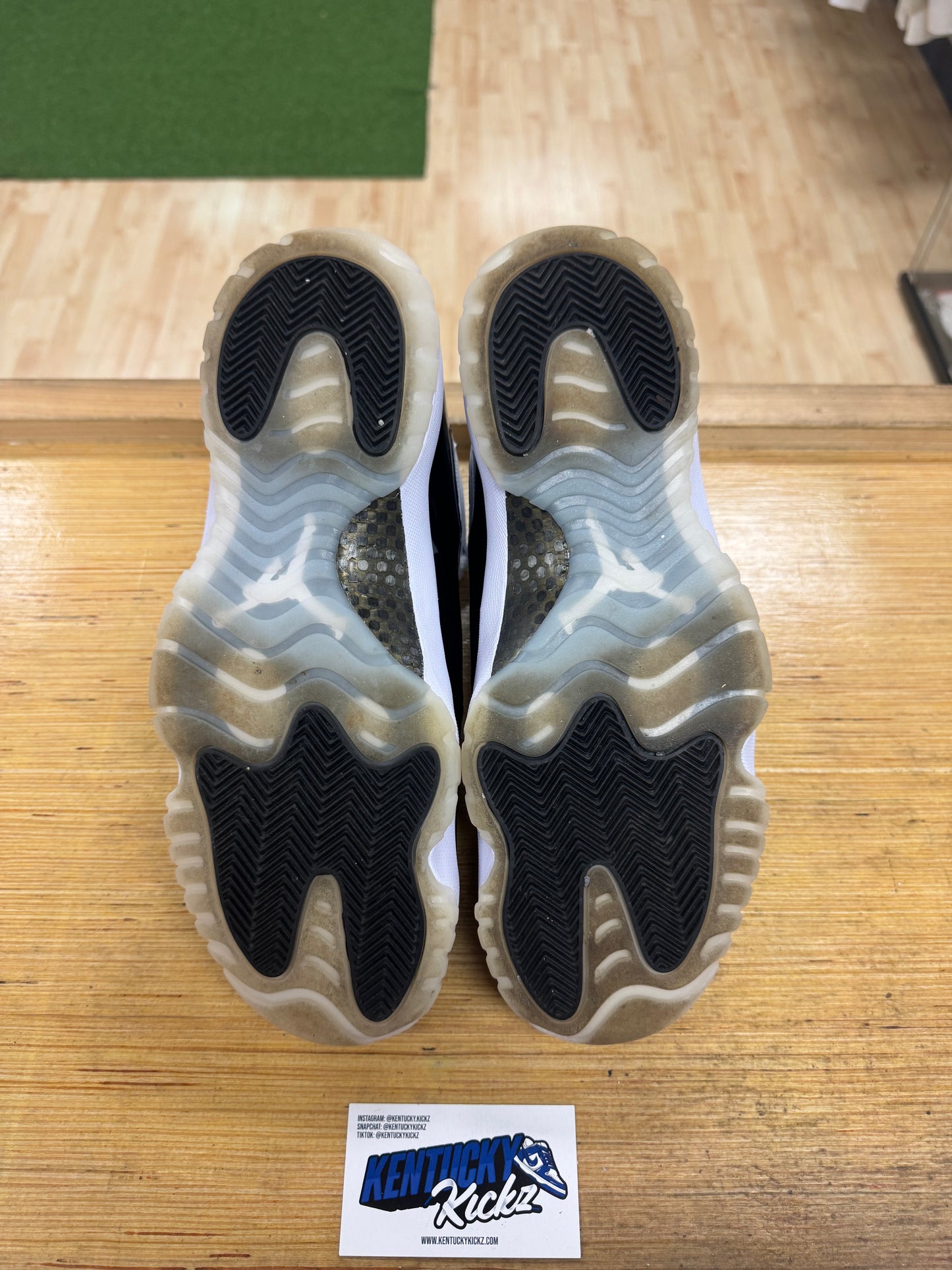 Jordan 11 Retro “Gratitude” (Sz 12)