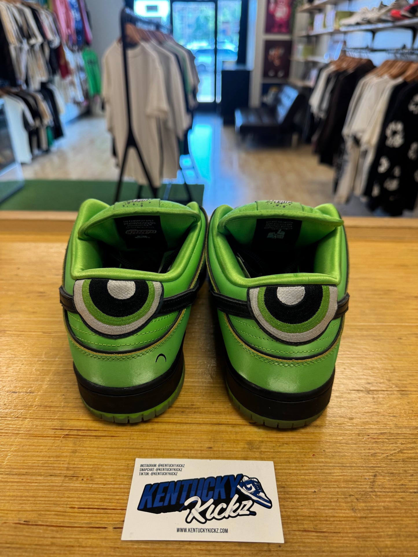 SB Dunk Low “The Powerpuff Girls Buttercup” (Sz 11)