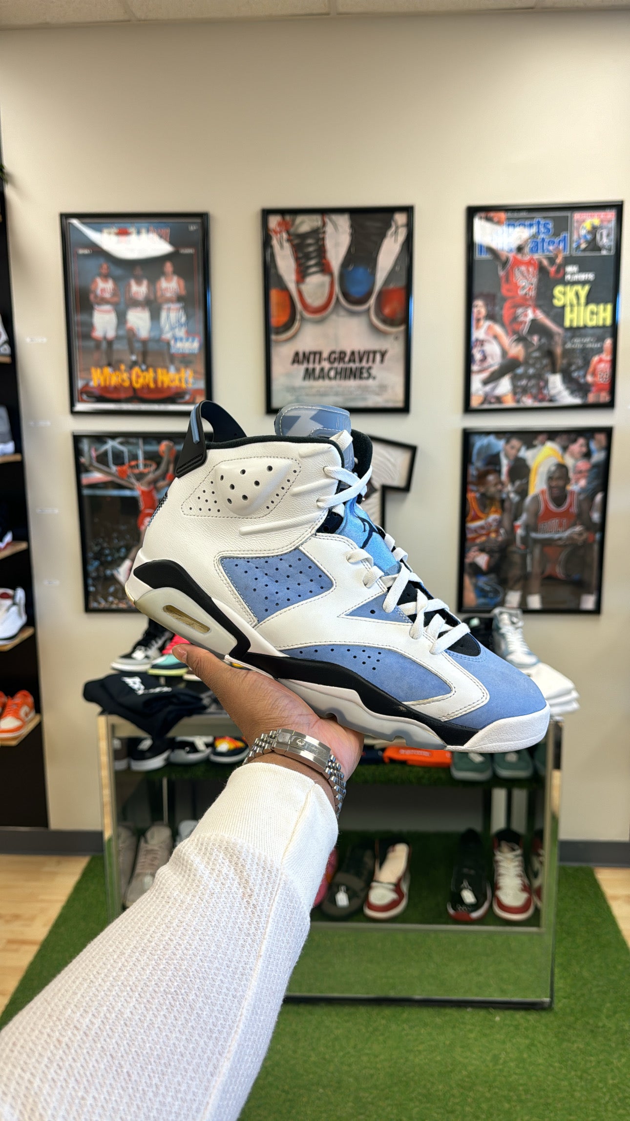 Jordan 6 Retro “UNC” (Sz 13)