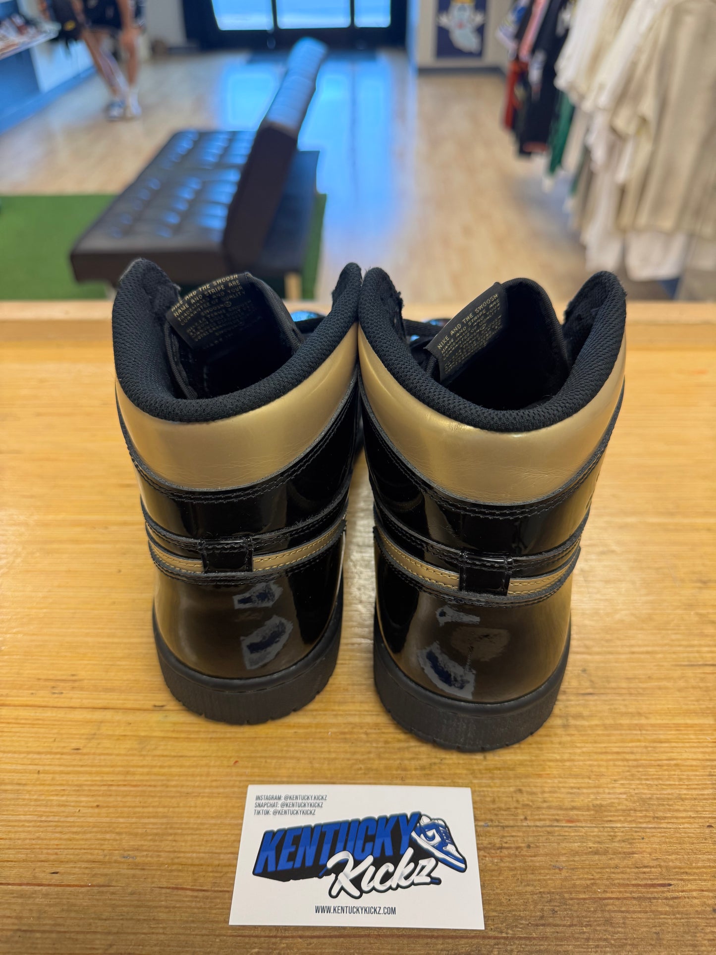 Jordan 1 Retro “Black Metallic Gold” 2020 (Sz 11.5)