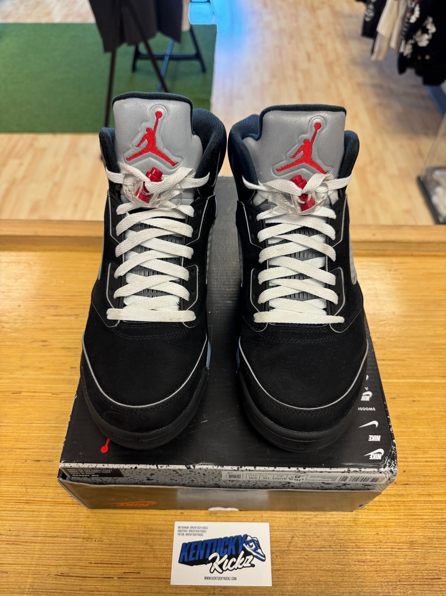 Jordan 5 Retro “Metallic” 2025 (Sz 8.5)