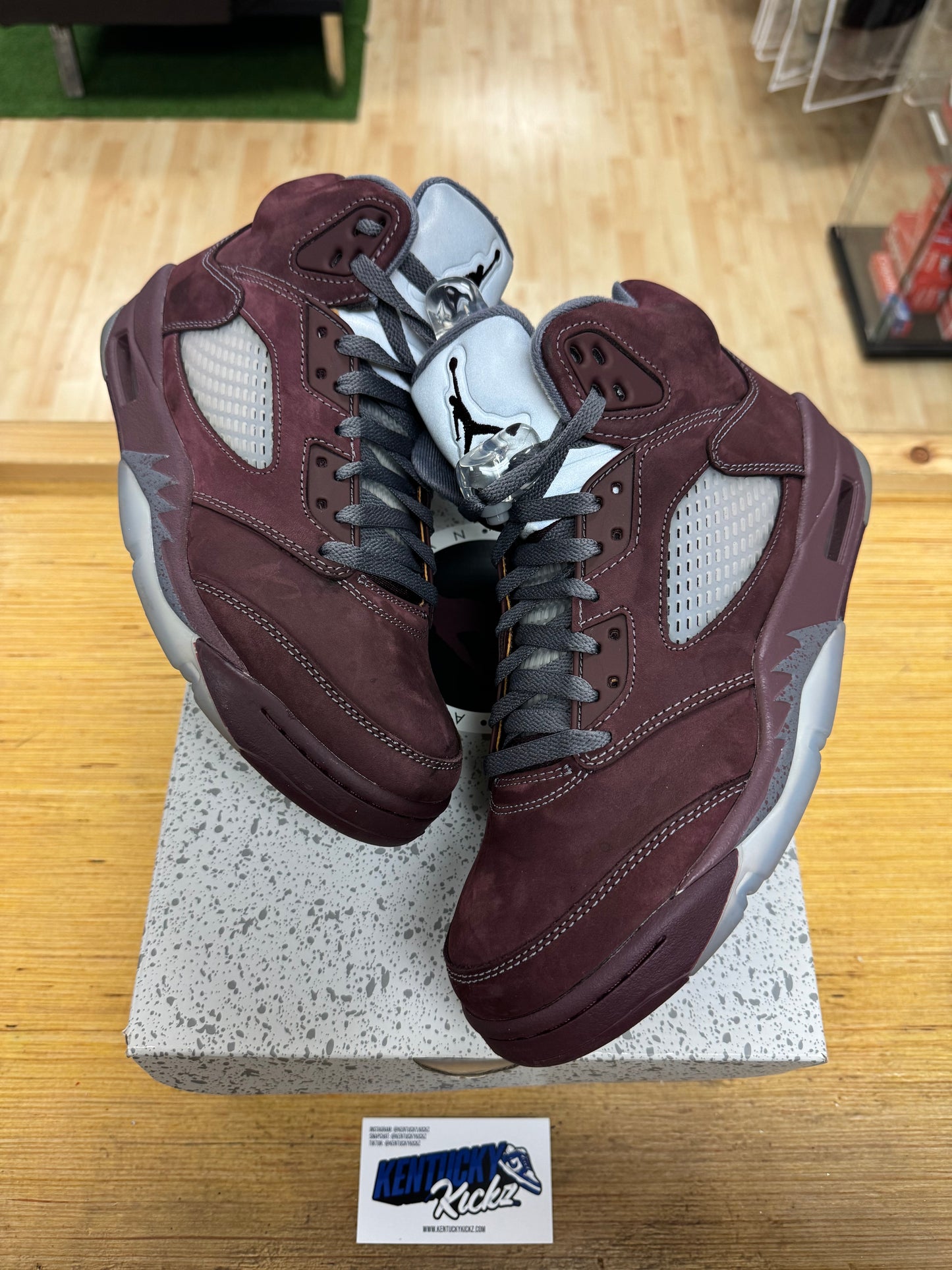 Jordan 5 Retro “Burgundy” 2023 (Sz 8.5)