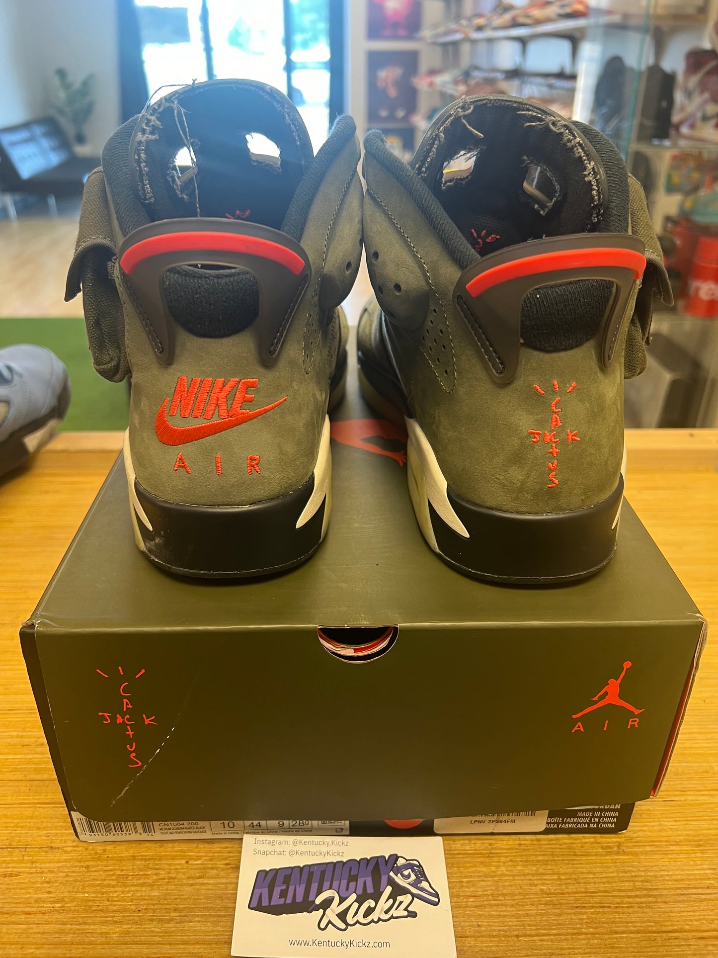 Jordan 6 Retro “Travis Scott” (Sz 10) (USED)