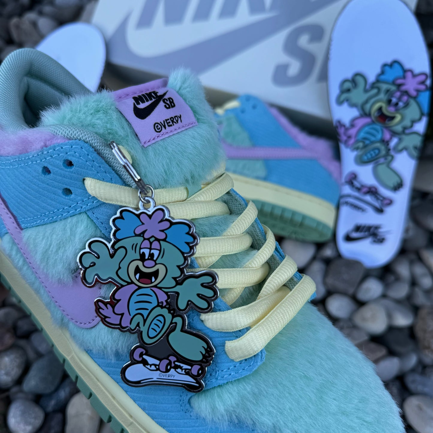 SB Dunk Low “Verdy Visty”