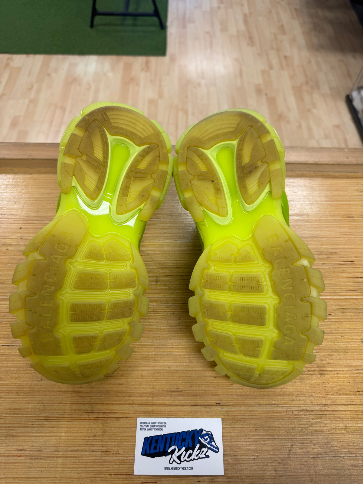 🅱️alenci Track “Neon Yellow” (Sz 41 EU/ 8 Men)