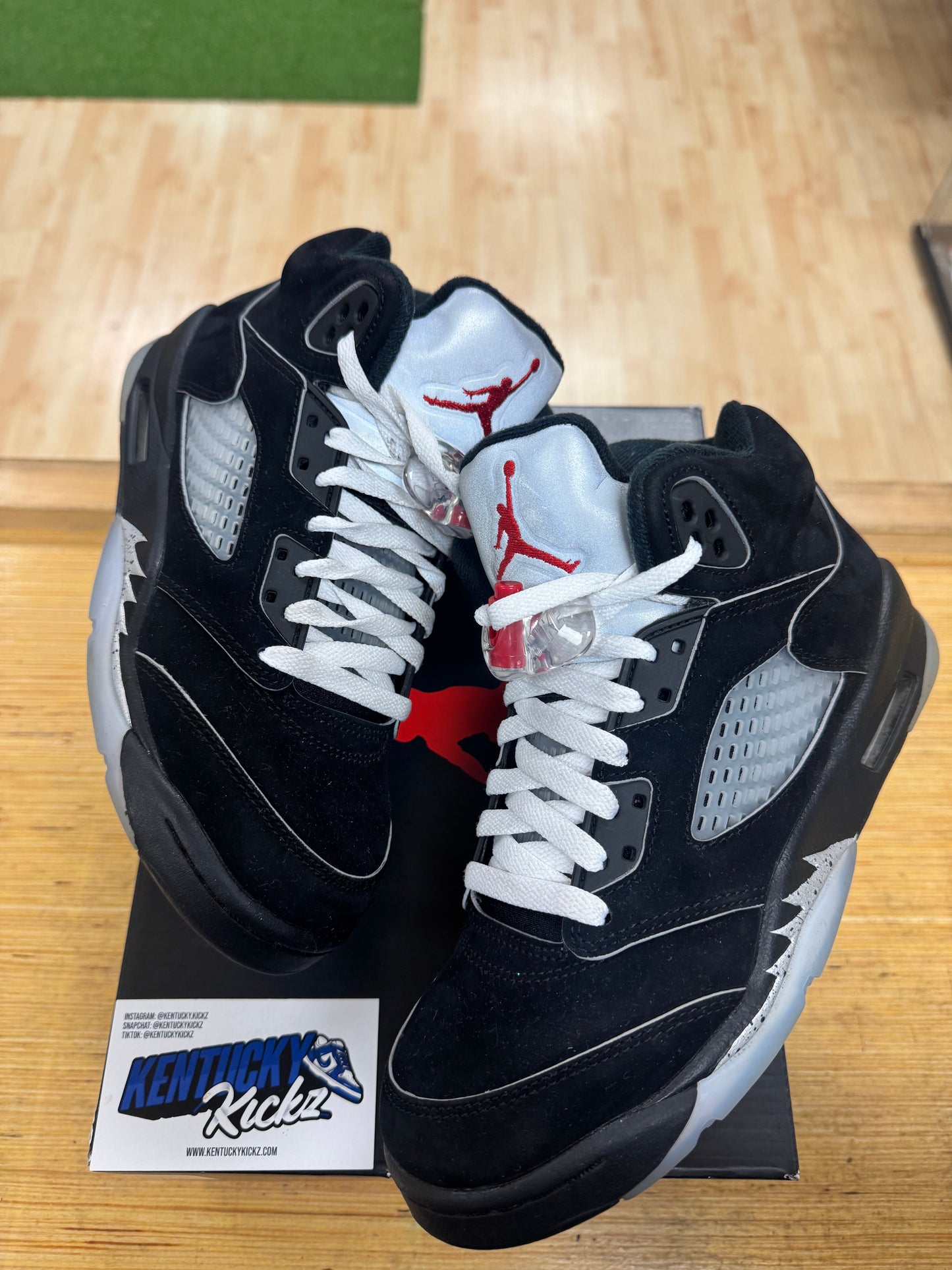 Jordan 5 Retro OG “Black Metallic Reimagined” (Sz 5.5Y)