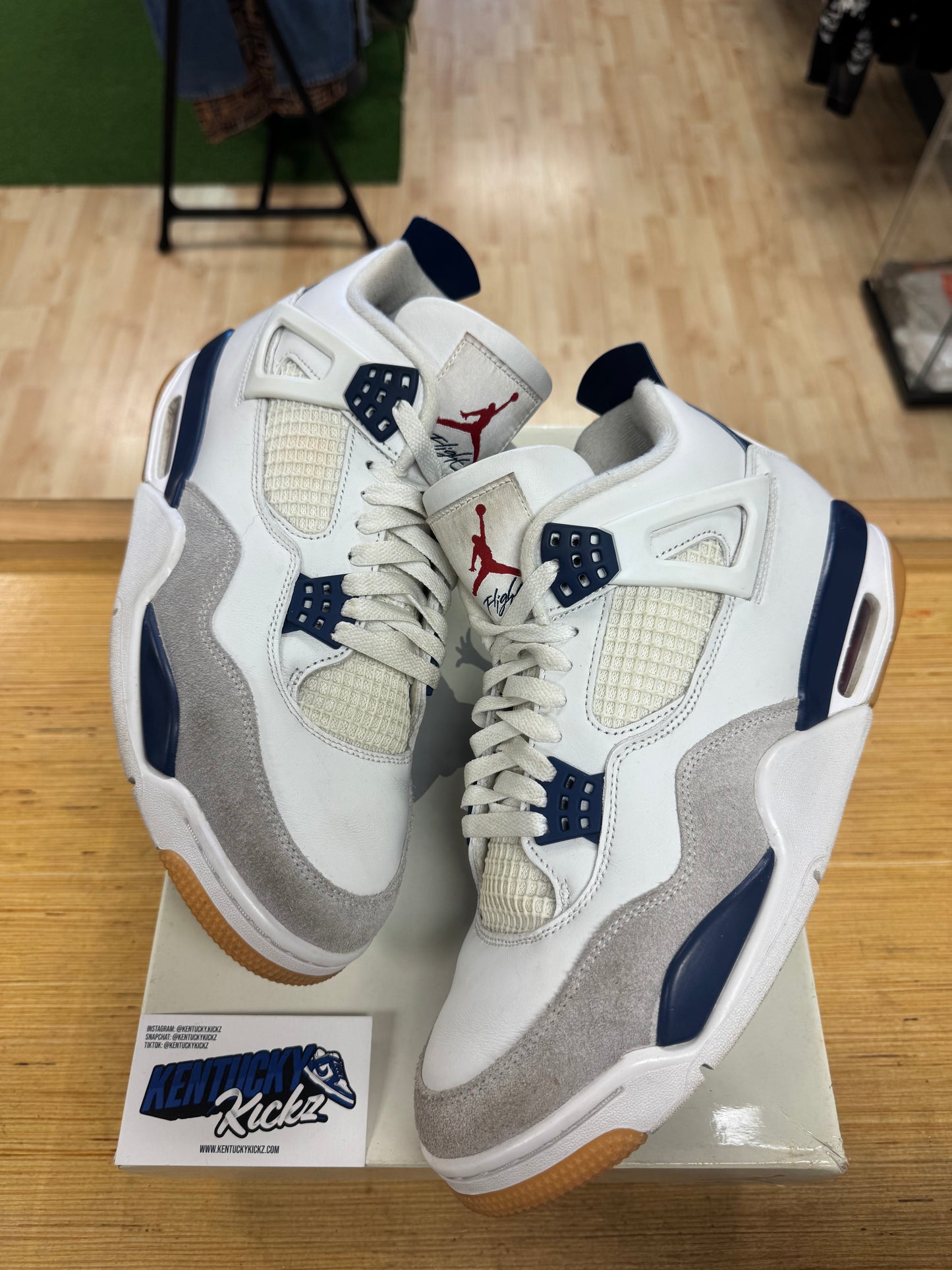 Jordan 4 Retro SB “Navy” (Sz 11)