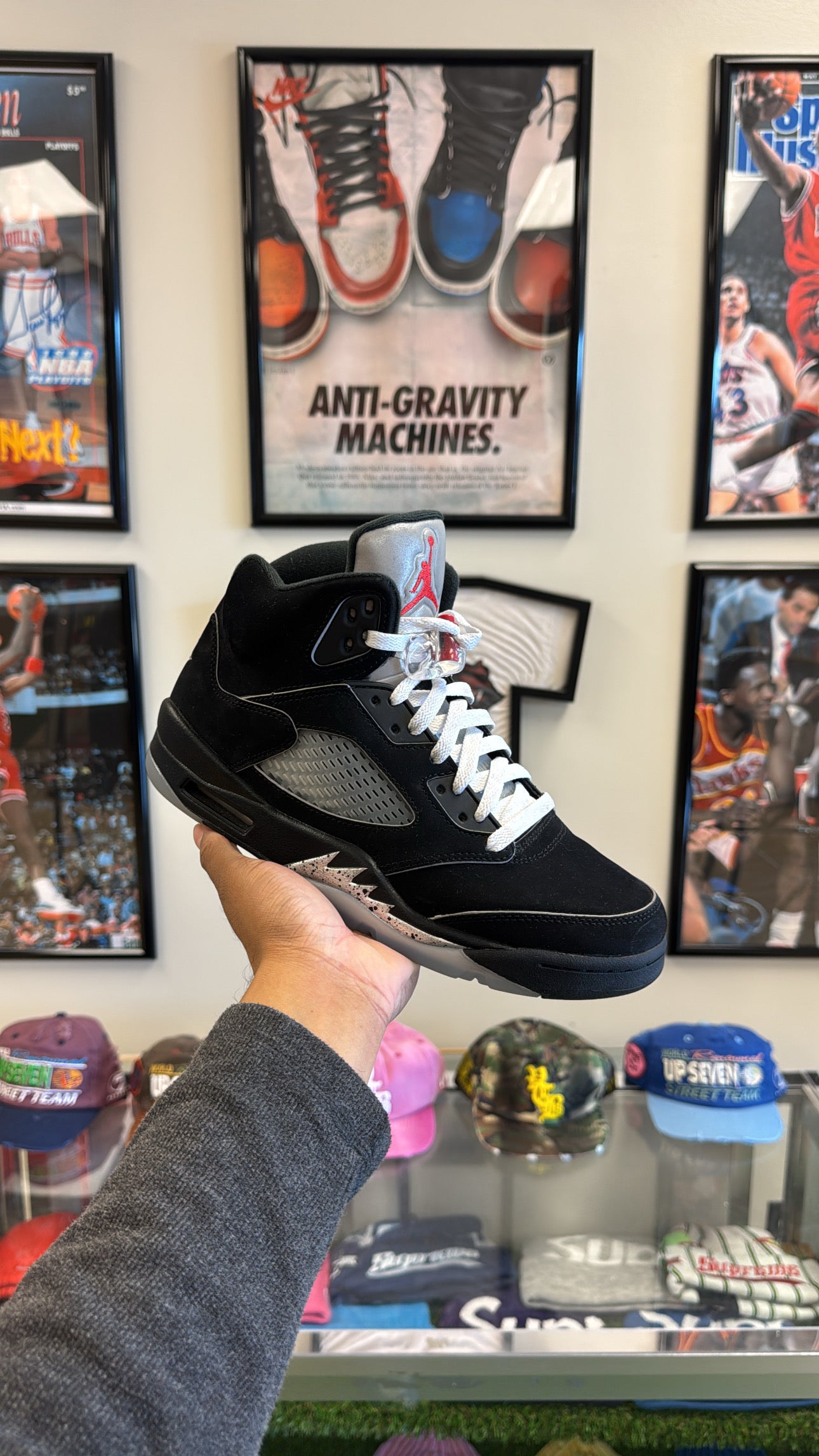 Jordan 5 Retro “Metallic” 2025 (Sz 8.5)