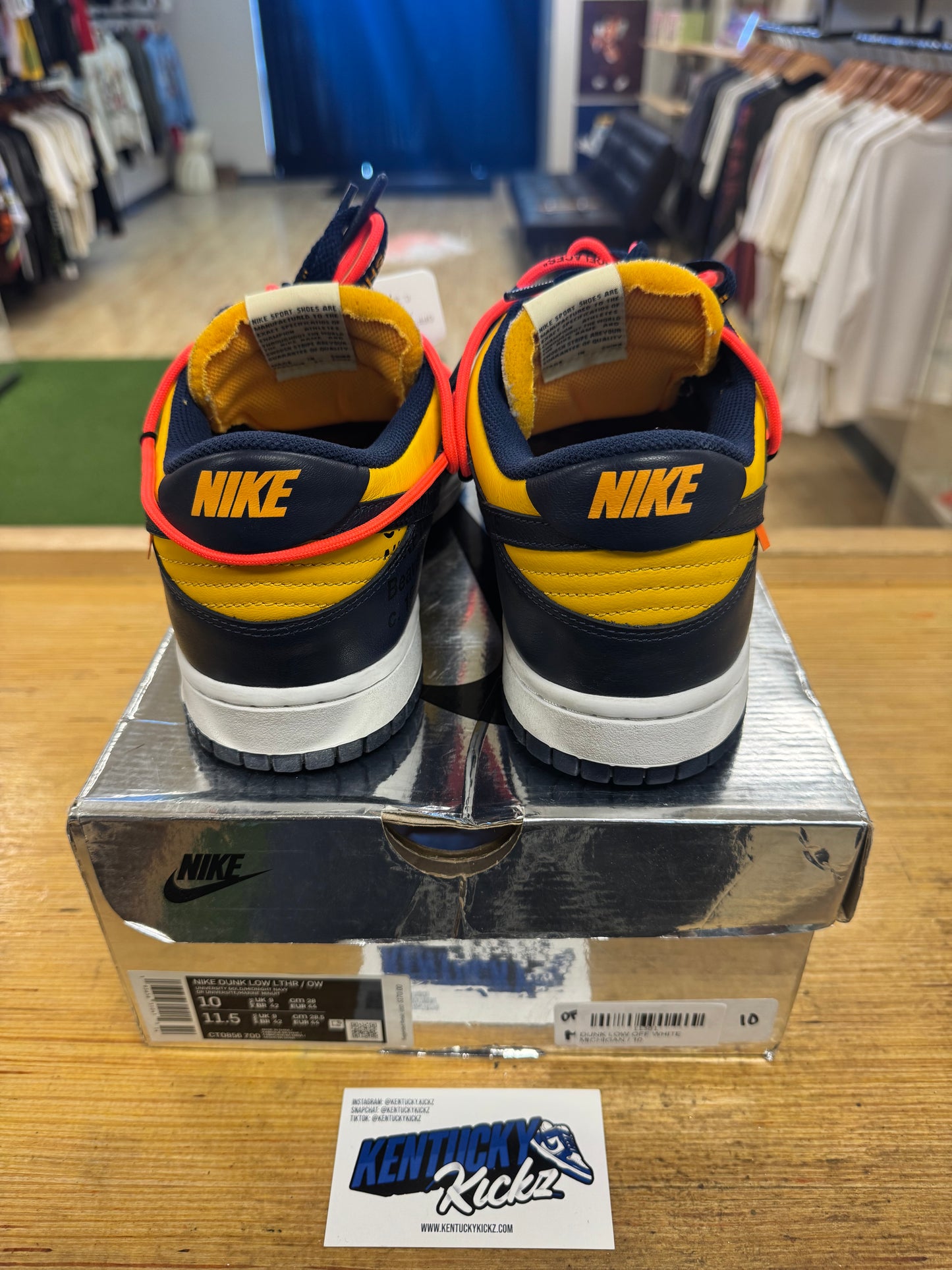 Dunk Low “Off-White University Gold”