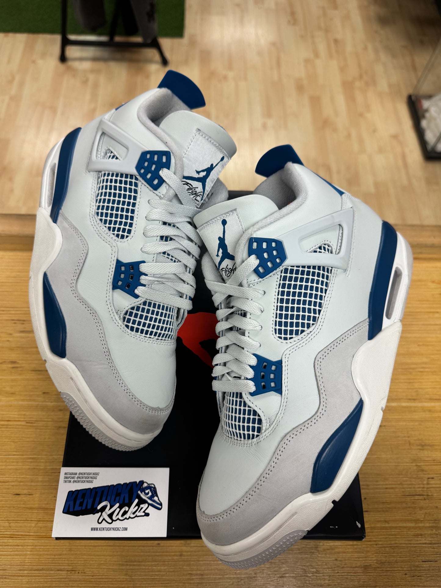 Jordan 4 Retro “Military Blue” 2024 (Sz 11)