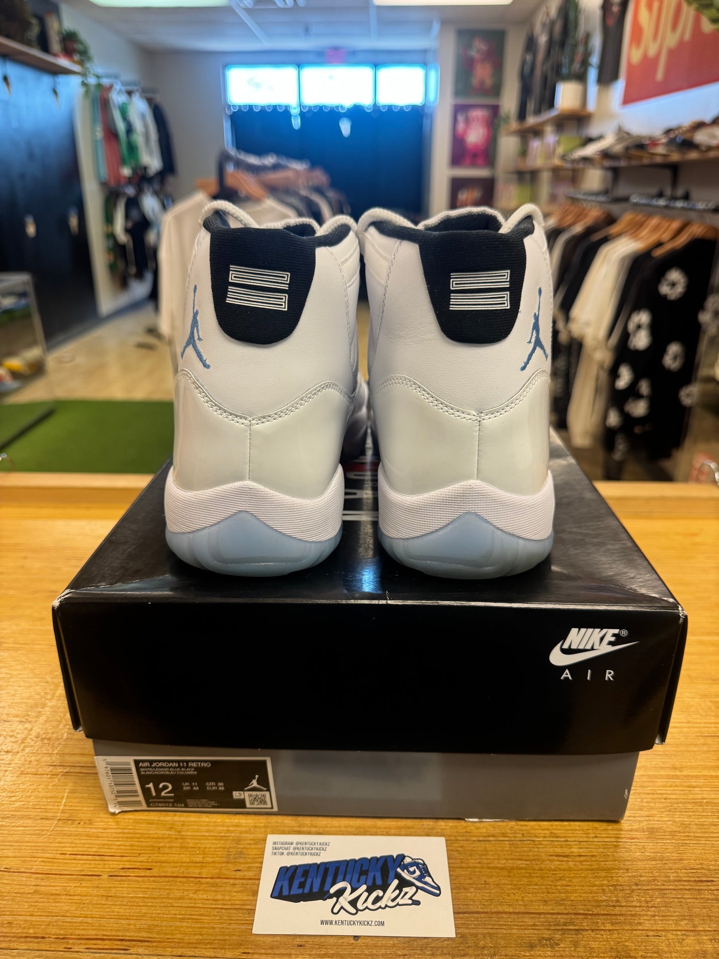 Jordan 11 Retro “Legend Blue” 2024 (Sz 12)