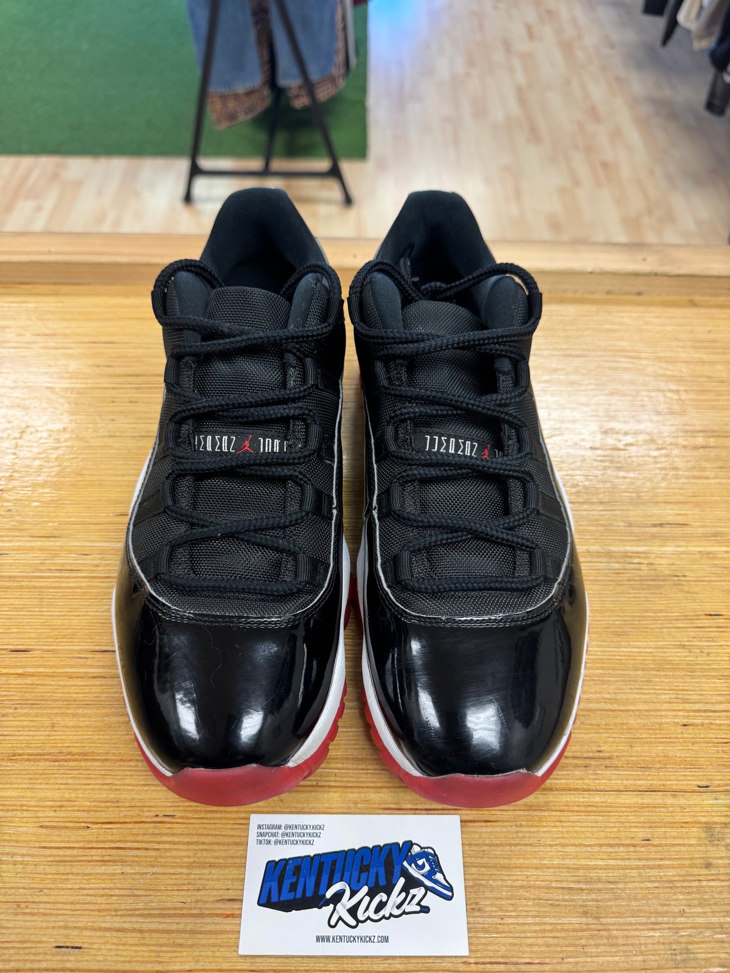 Jordan 11 Retro Low “Bred” 2025 (Sz 10.5)