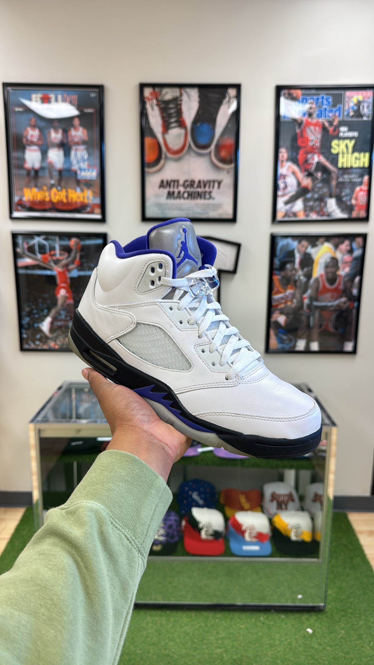 Jordan 5 Retro “Dark Concord” (Sz 10.5)