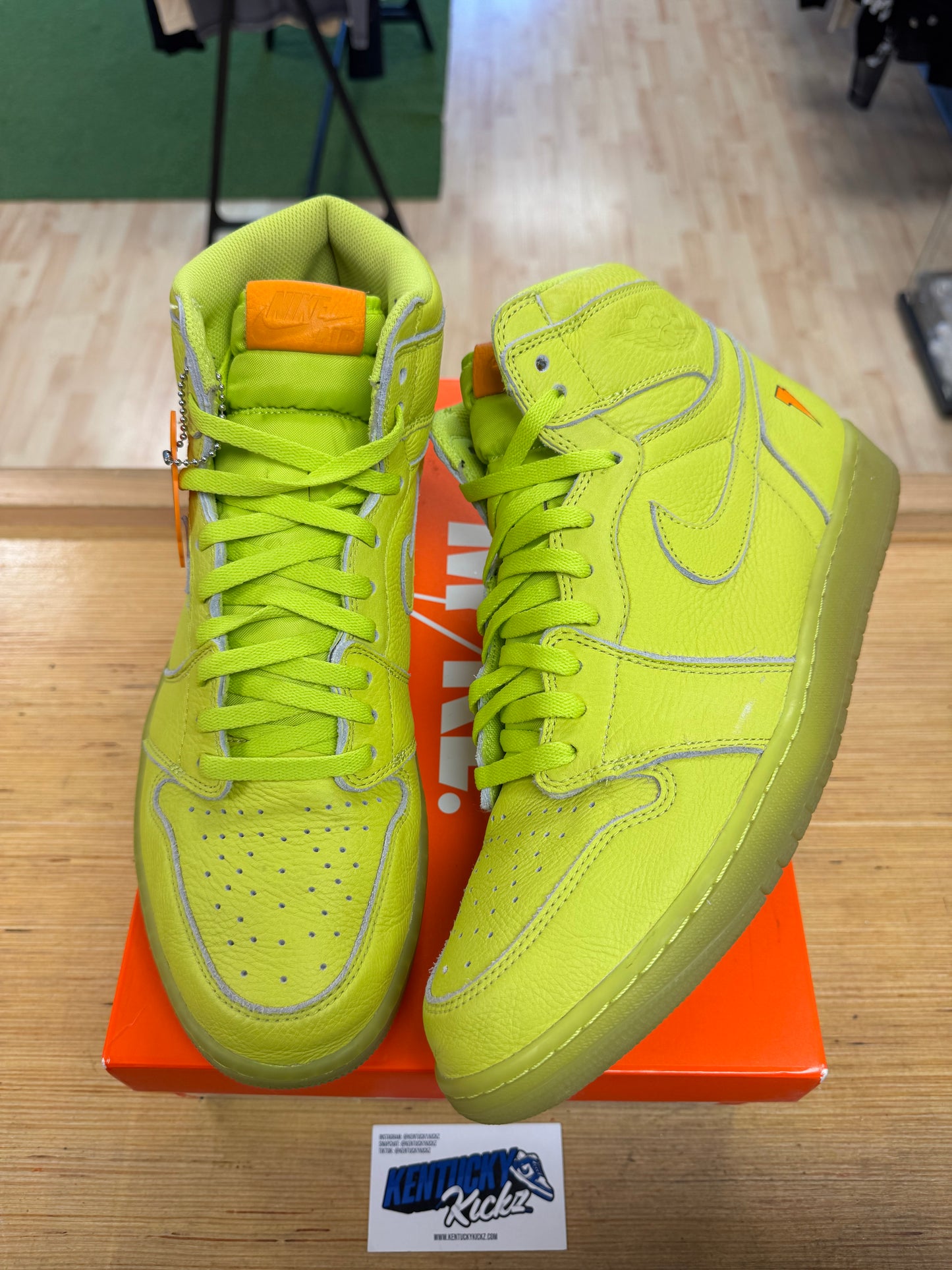Jordan 1 Retro High “Gatorade Cyber” (Sz 13)