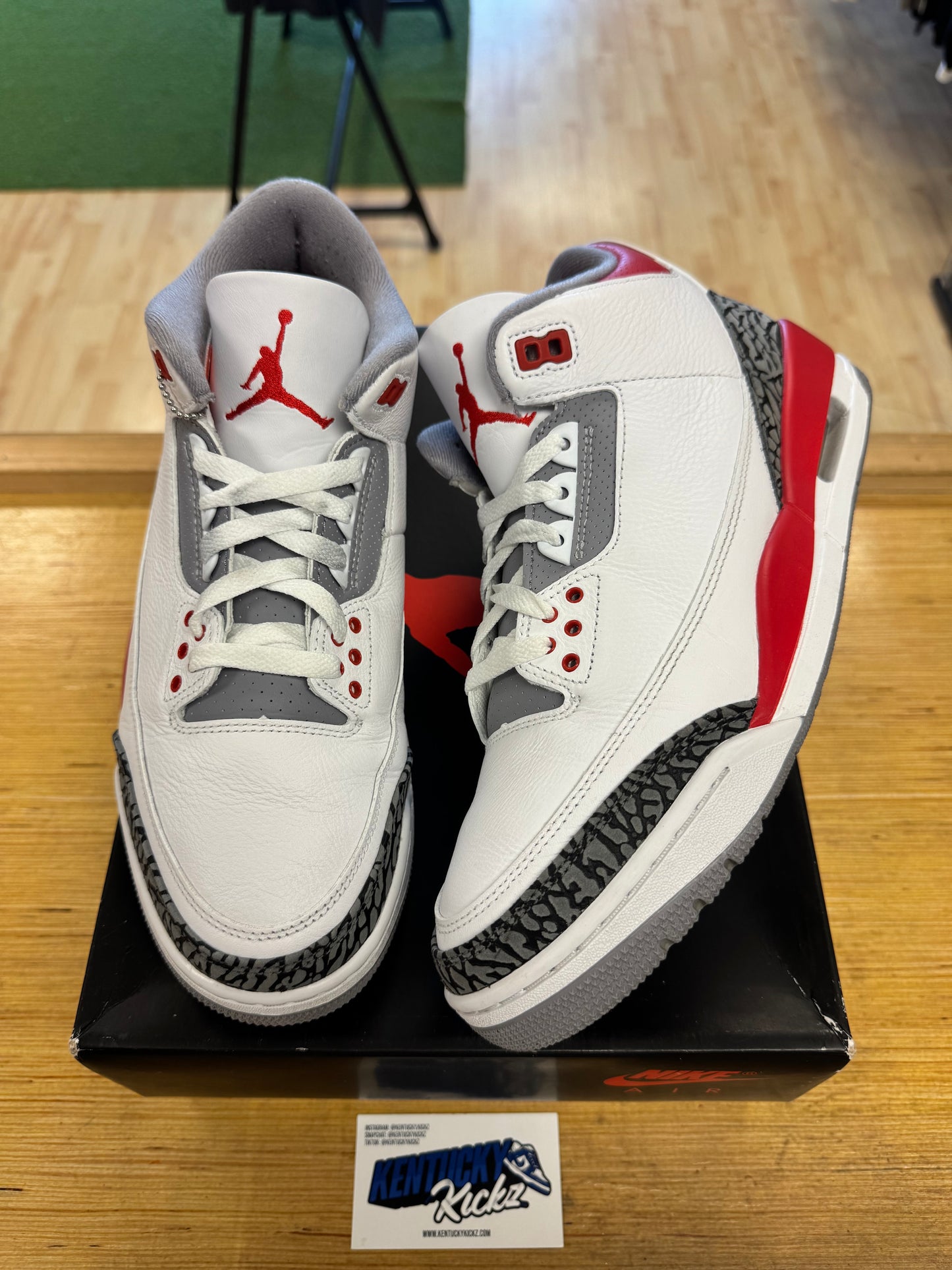 Jordan 3 Retro “Fire Red” 2022 (Sz 10.5)