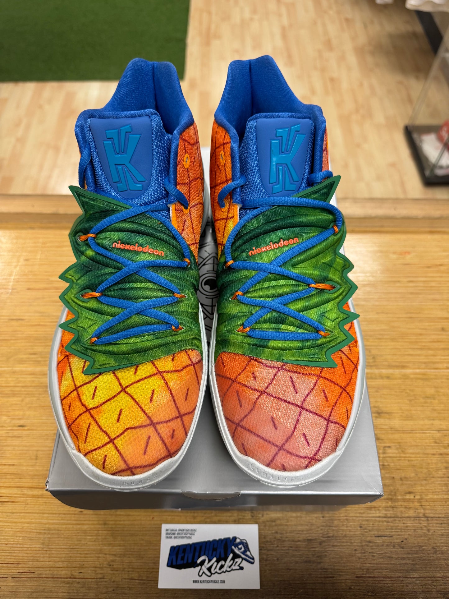Kyrie 5 “SpongeBob Pineapple House” (Sz 11.5)