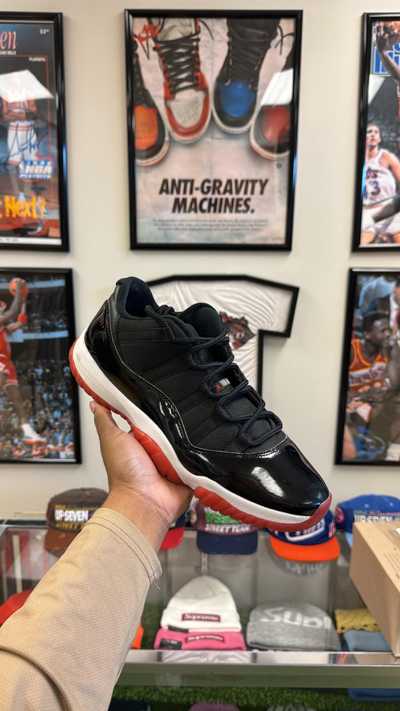 Jordan 11 Retro Low “Bred” 2025 (Sz 10.5)