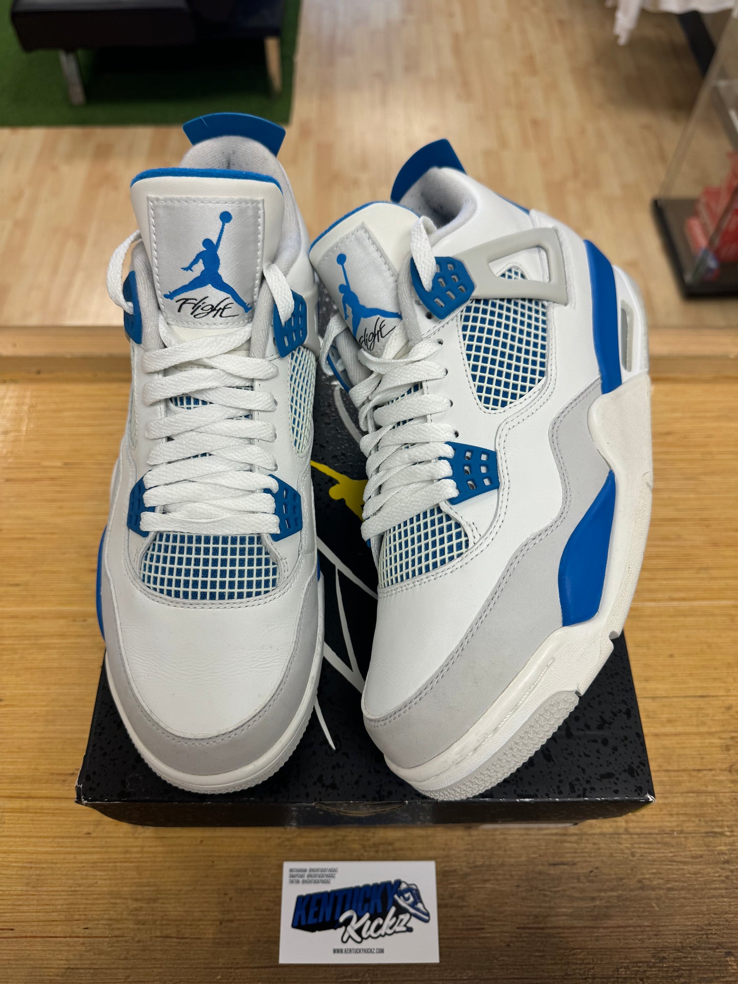 Jordan 4 Retro “Military Blue” 2012 (Sz 10)