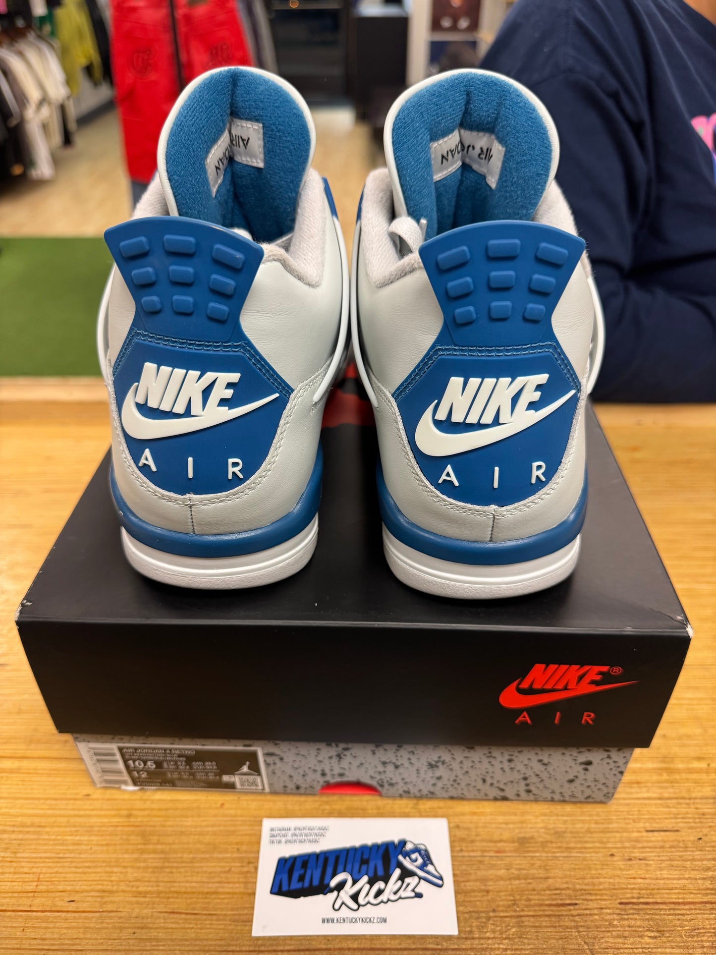 Jordan 4 Retro “Military Blue” 2024 (Sz 10.5)