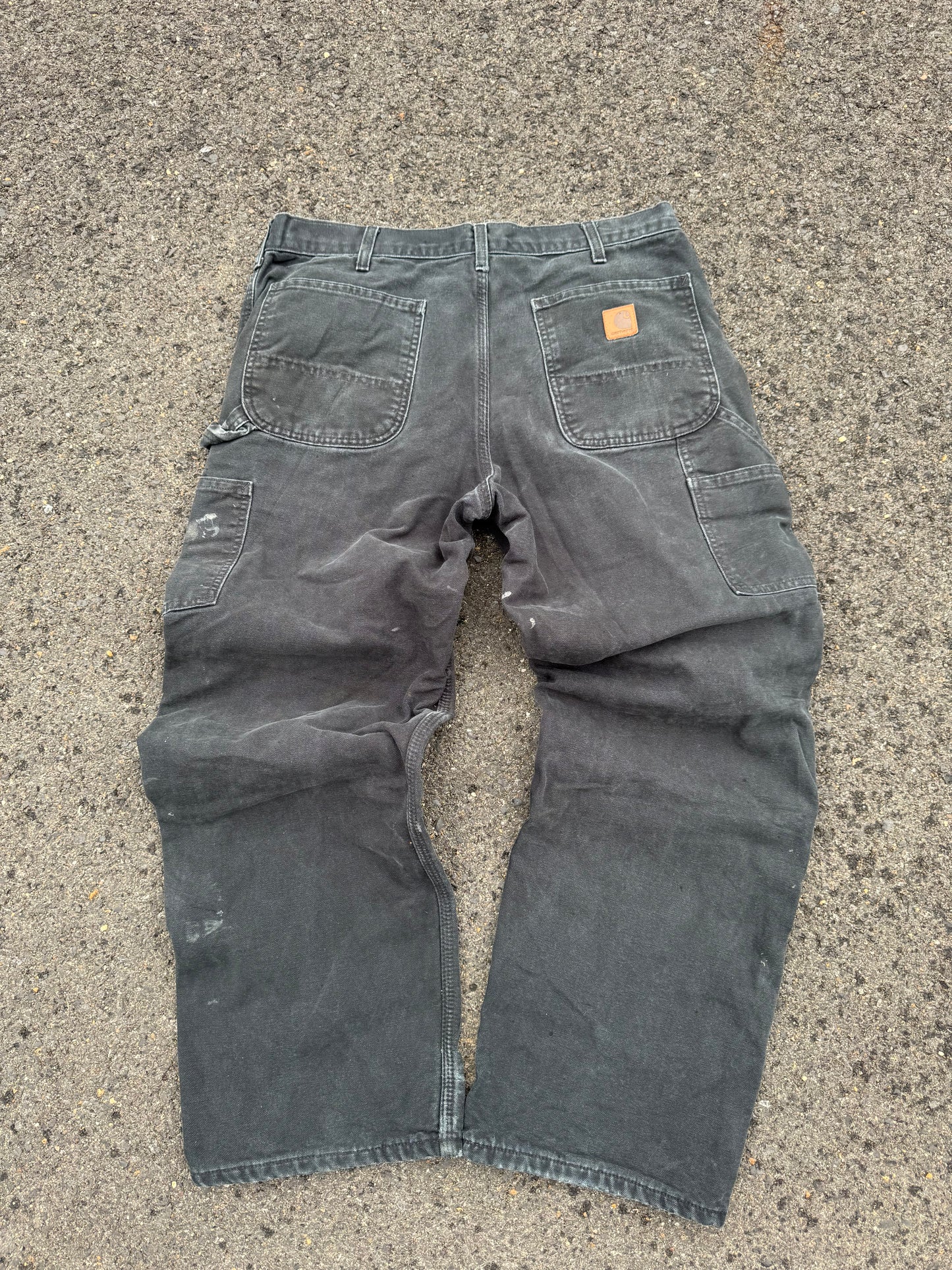 “VINTAGE” Black Carhartt Jeans - 34 x 30