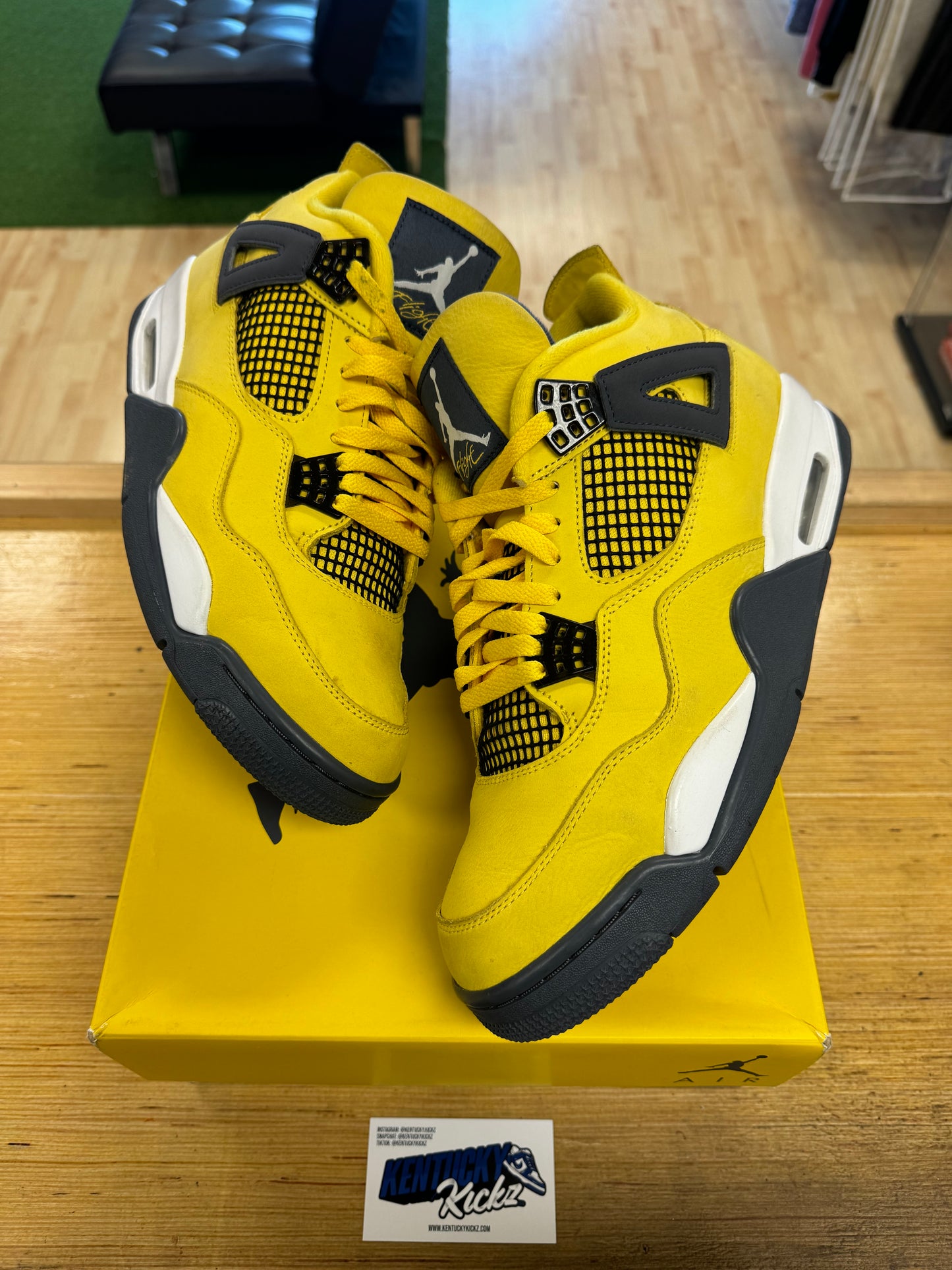 Jordan 4 Retro “Lightning” (Sz 12)