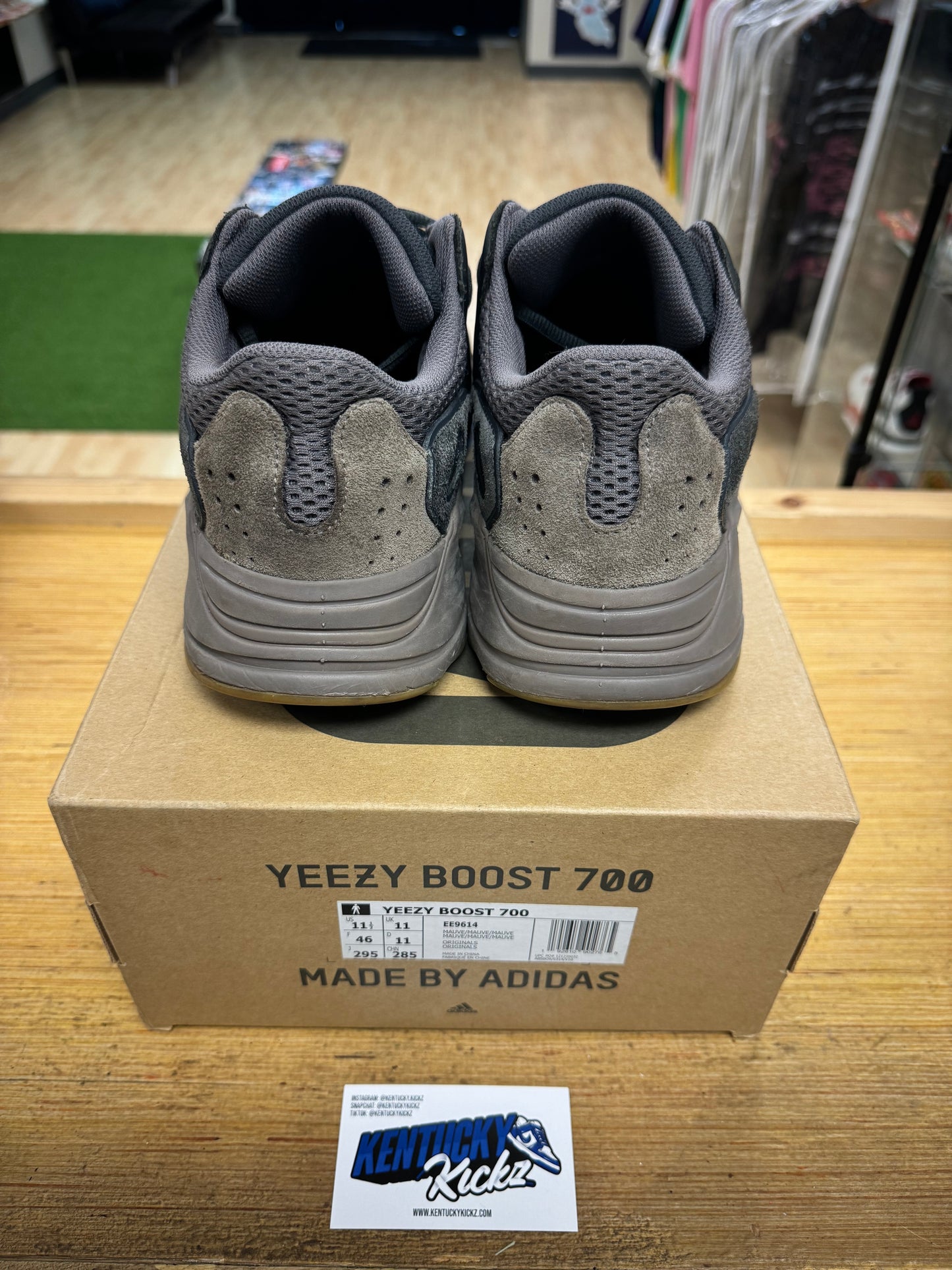 Yeezy Boost 700 “Mauve” (Sz 12) (USED 2-3x)