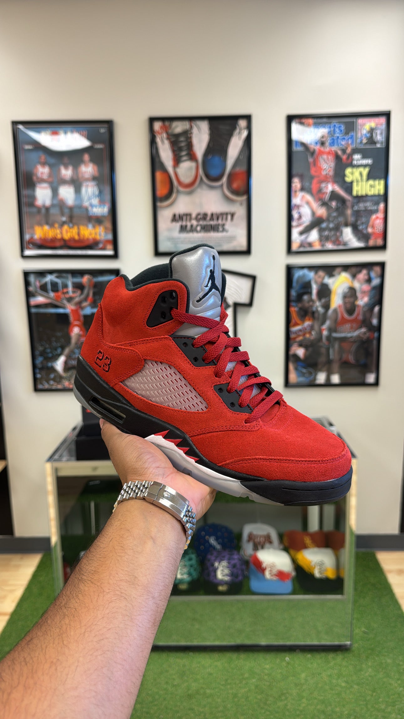Jordan 5 Retro “Raging Bull” 2021 (Sz 9)