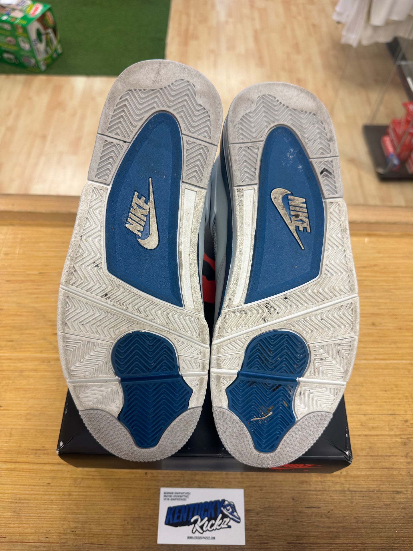 Jordan 4 Retro “Military Blue” 2024 (Sz 11)