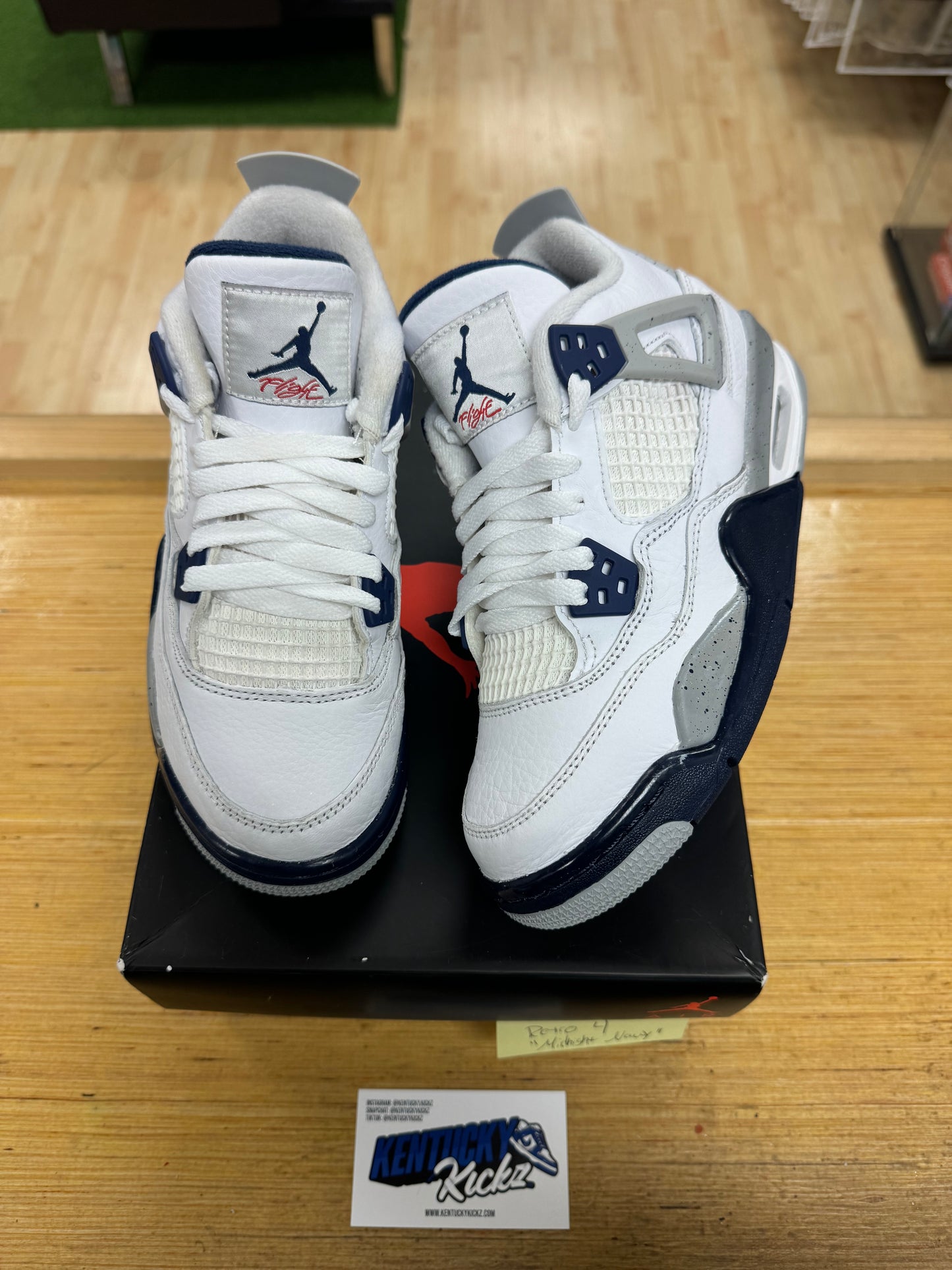 Jordan 4 Retro “Midnight Navy” (Sz 4.5Y)