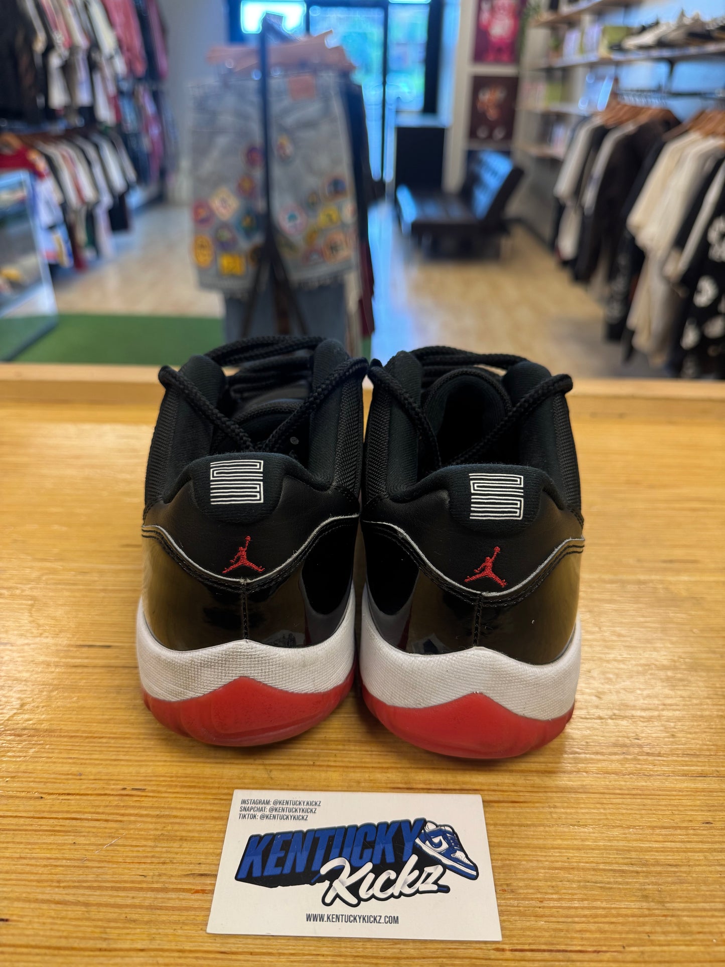 Jordan 11 Retro Low “Bred” 2025 (Sz 10.5)