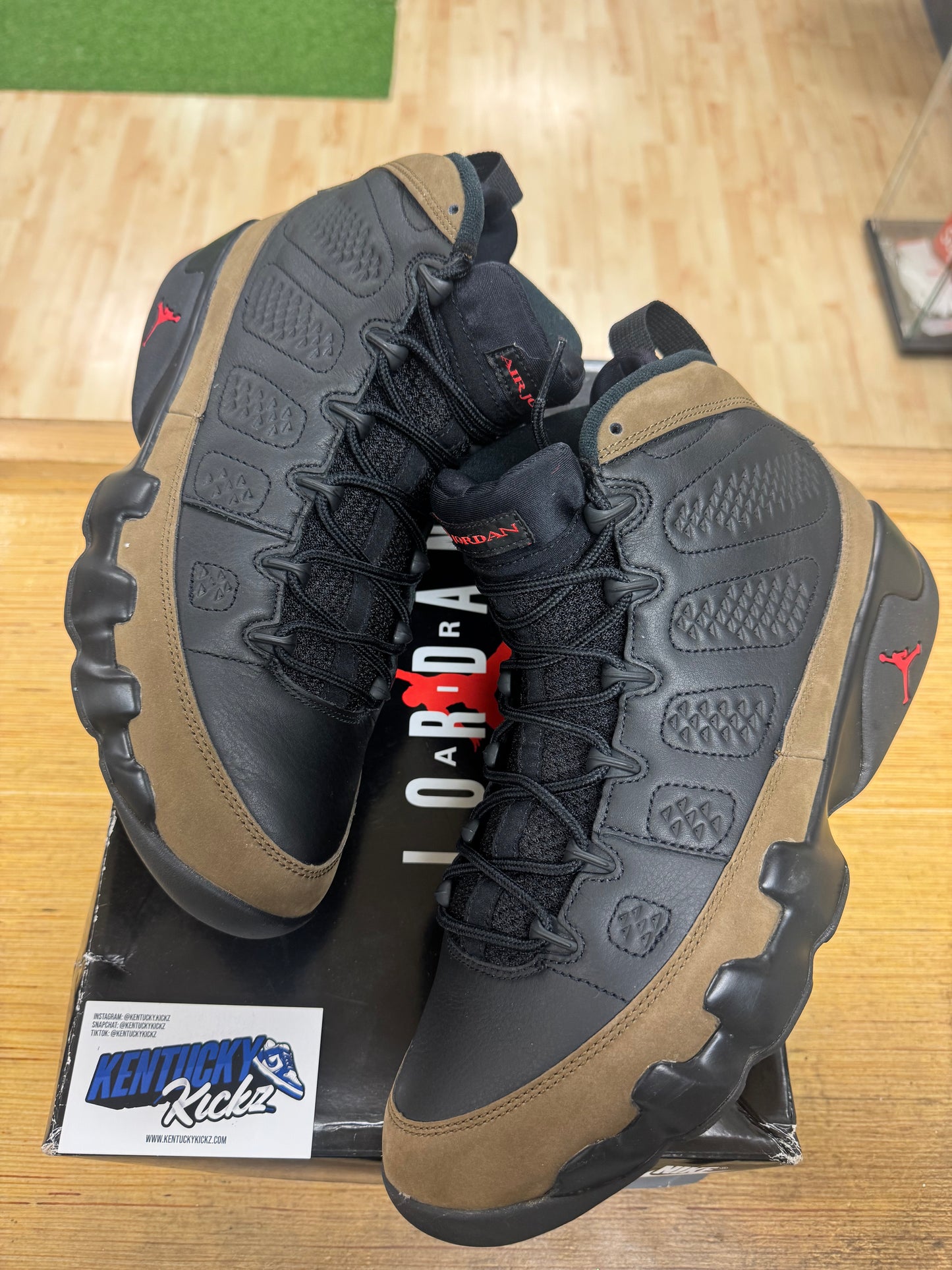 Jordan 9 Retro “Olive” 2024 (Sz 12)