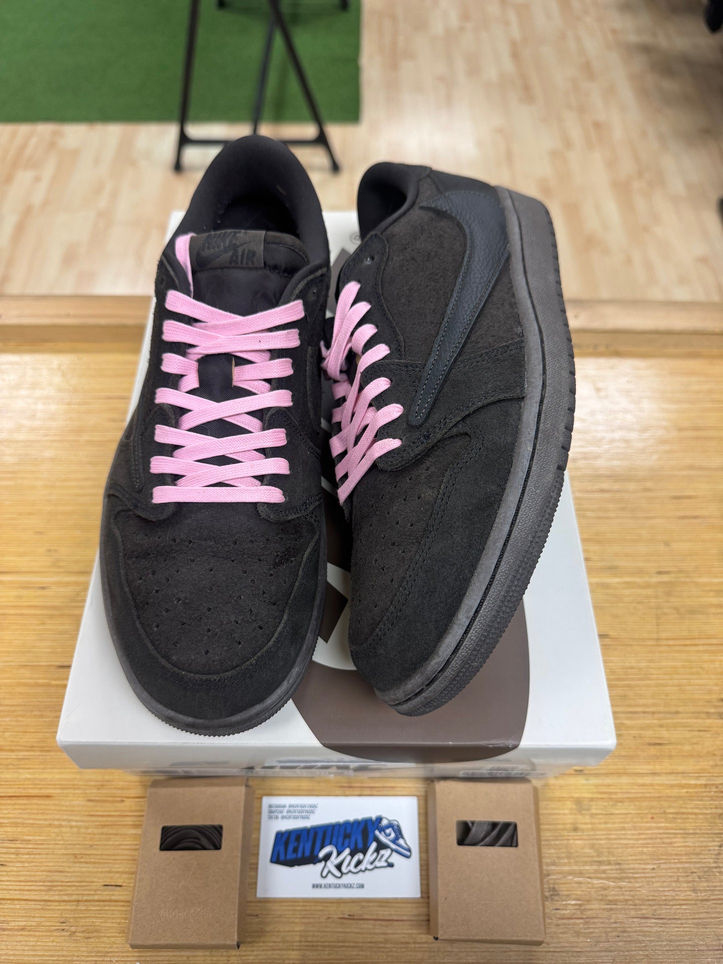 Jordan 1 Retro Low OG SP “Travis Scott Velvet Brown” (Sz 10)