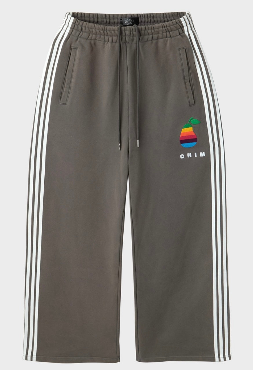 “HMDD” PEAR TECH SWEATS