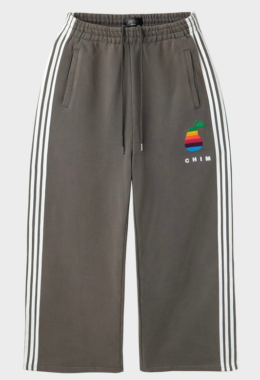 “HMDD” PEAR TECH SWEATS
