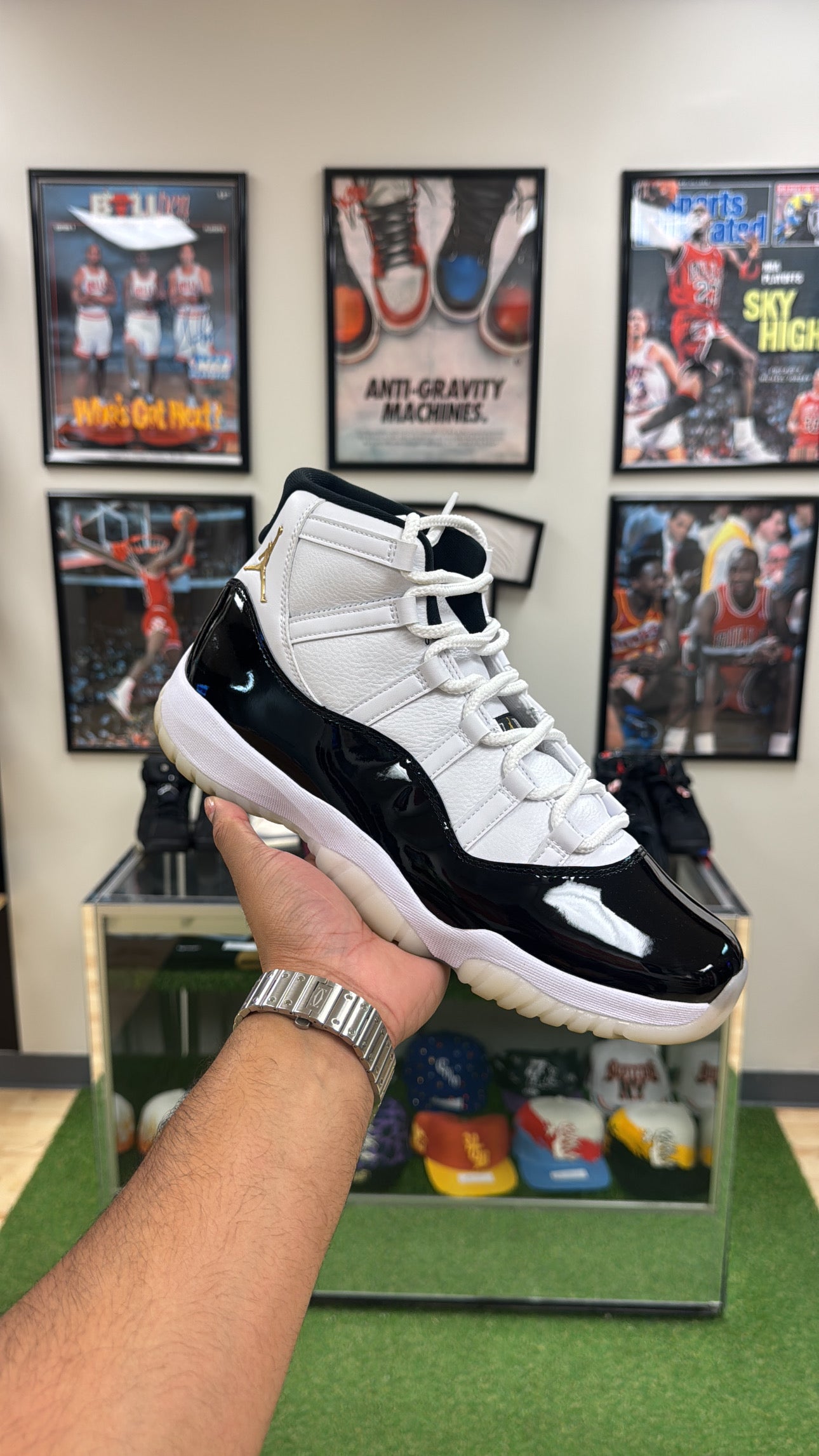 Jordan 11 Retro “Gratitude” (Sz 12)