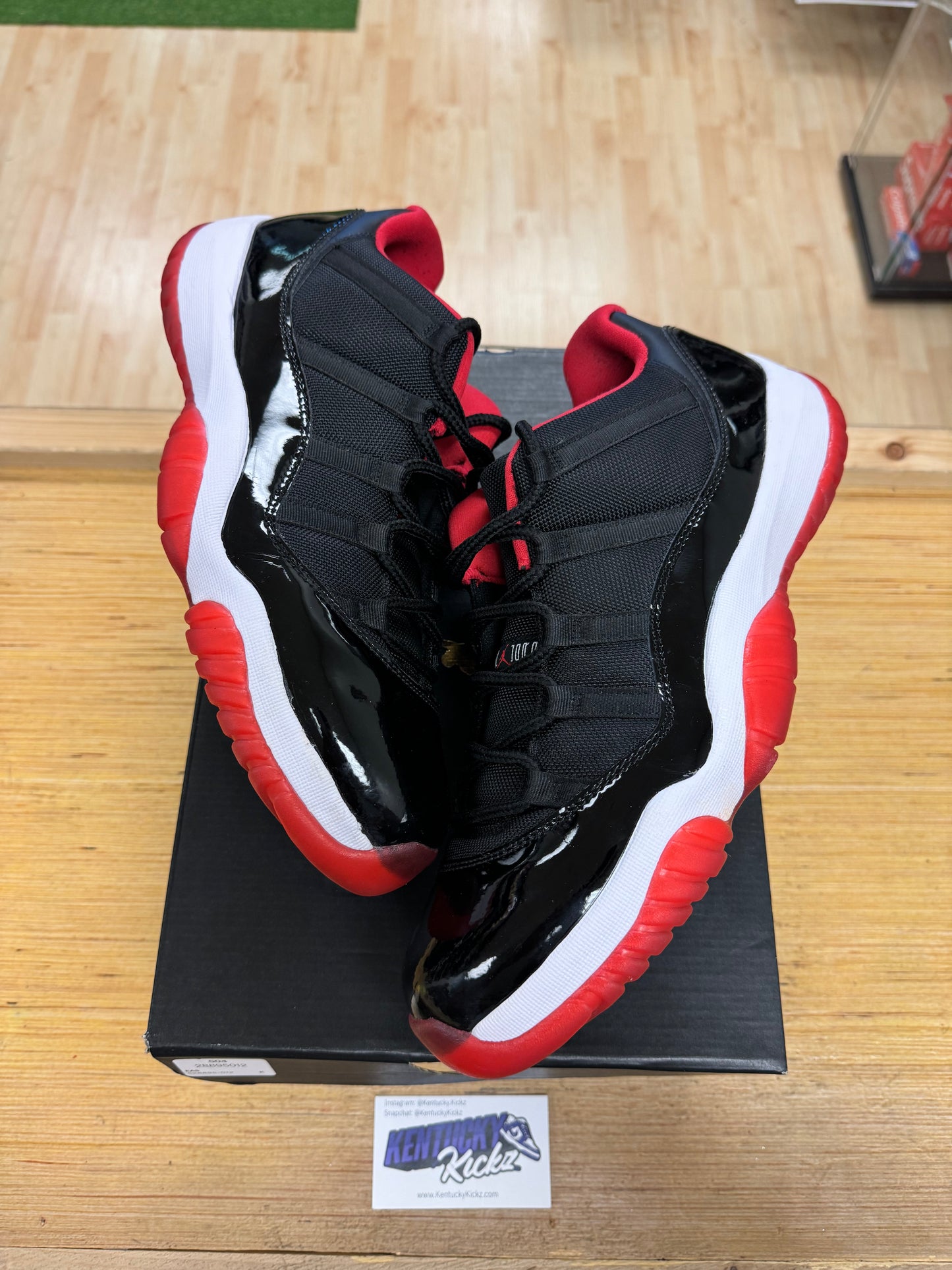 Jordan 11 Low “Bred” (Sz 13) (USED 1x)