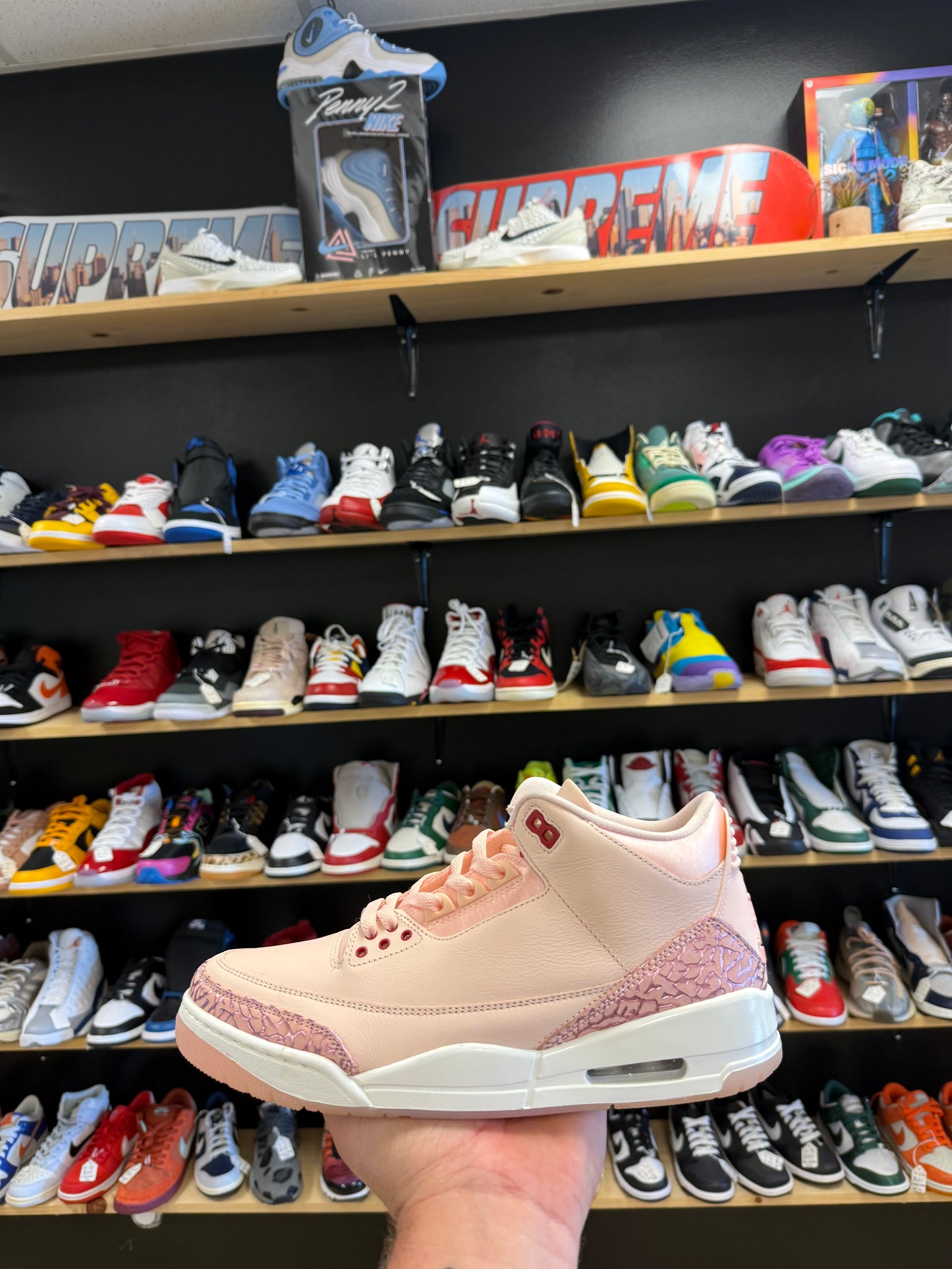 Jordan 3 Retro “Valentines Day Treat Yourself” (Sz 11.5W / 10 Men)