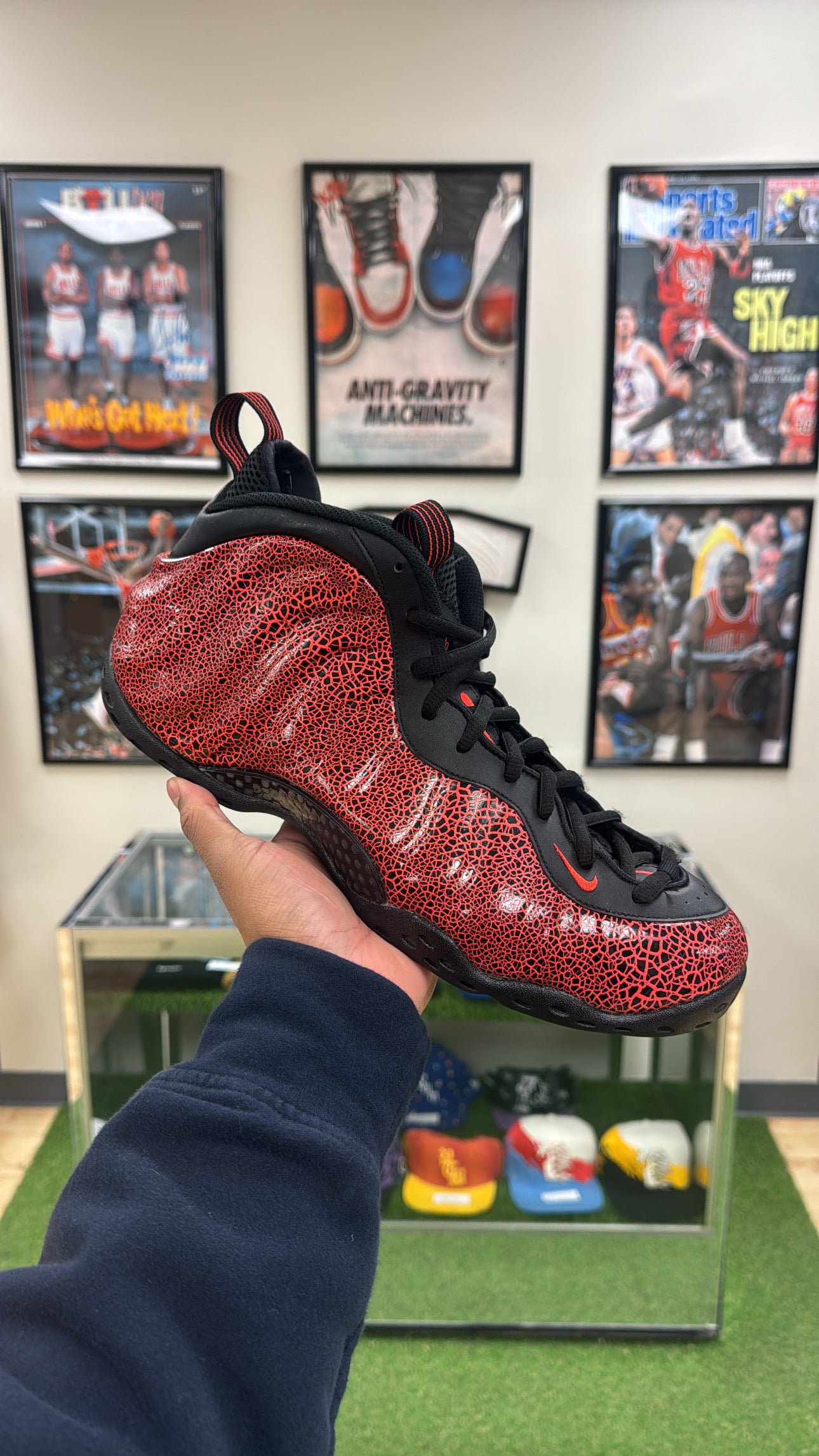 Air Foamposite “Cracked Lava” (Sz 13)