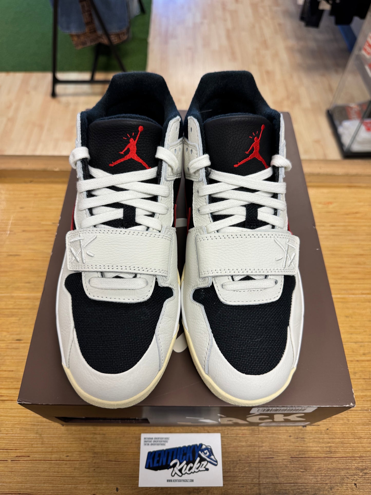 Jumpman Jack TR “Travis Scott University Red” (Sz 10)